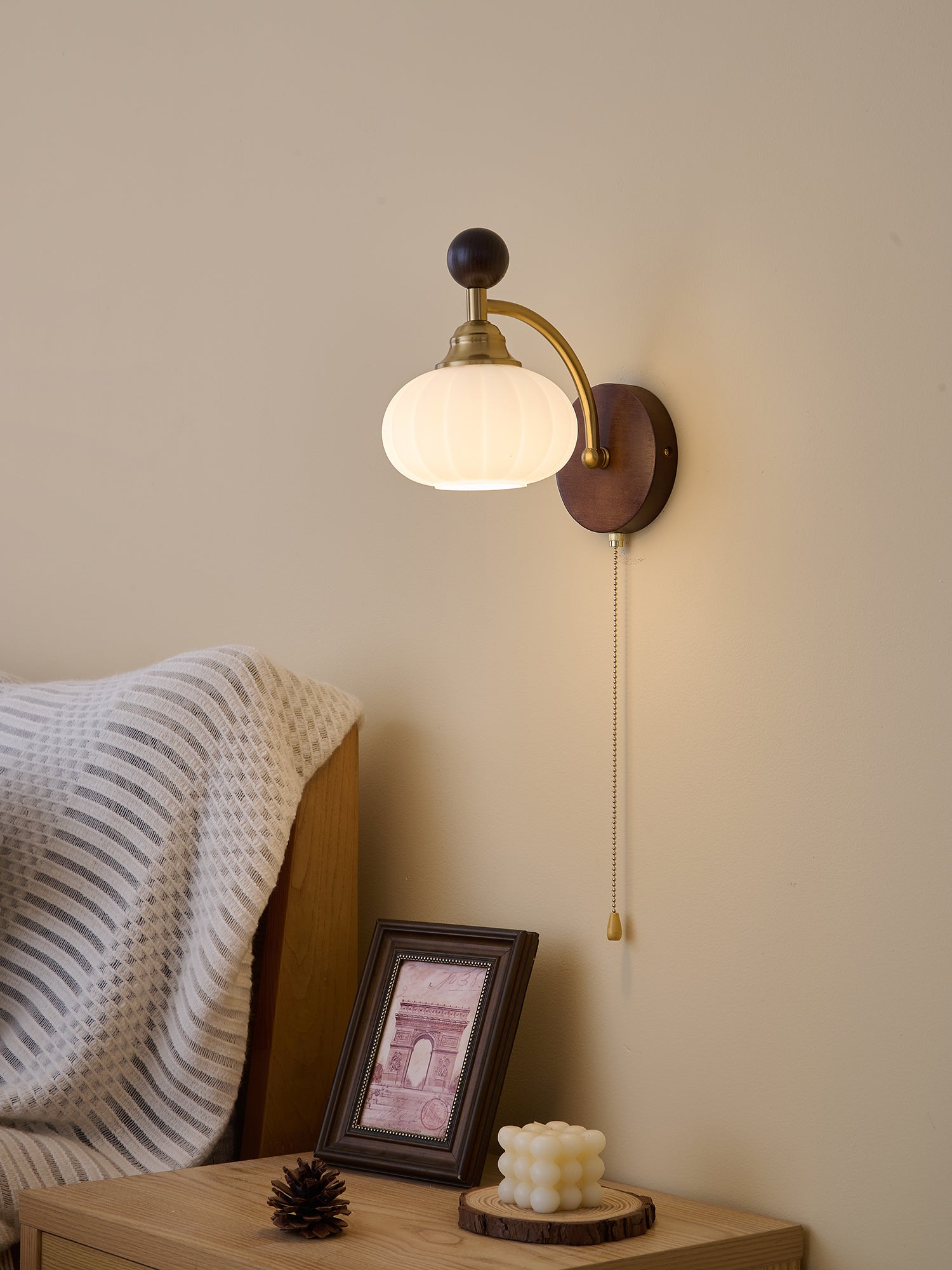 Clarendon Wall Lamp - Blowlighting