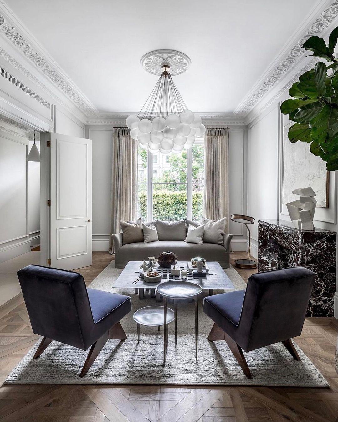 Bubble Chandelier - Blowlighting