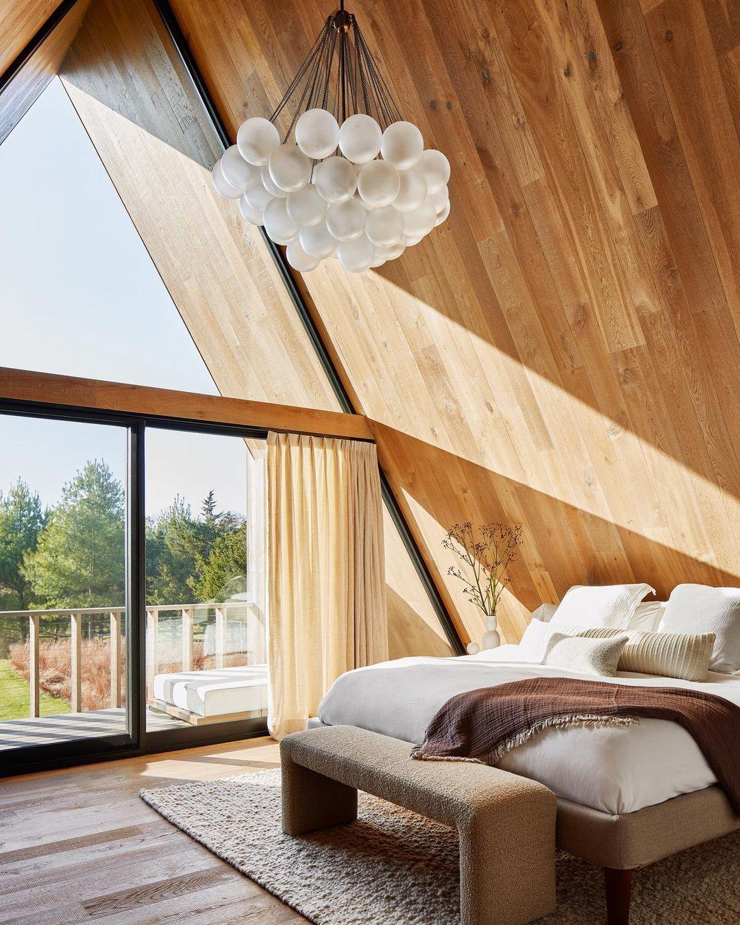 Bubble Chandelier - Blowlighting