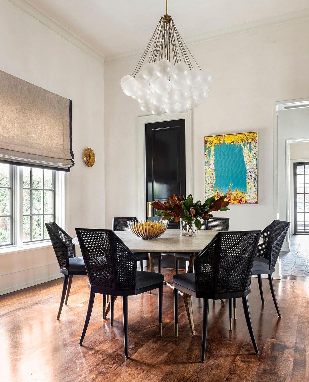 Bubble Chandelier - Blowlighting