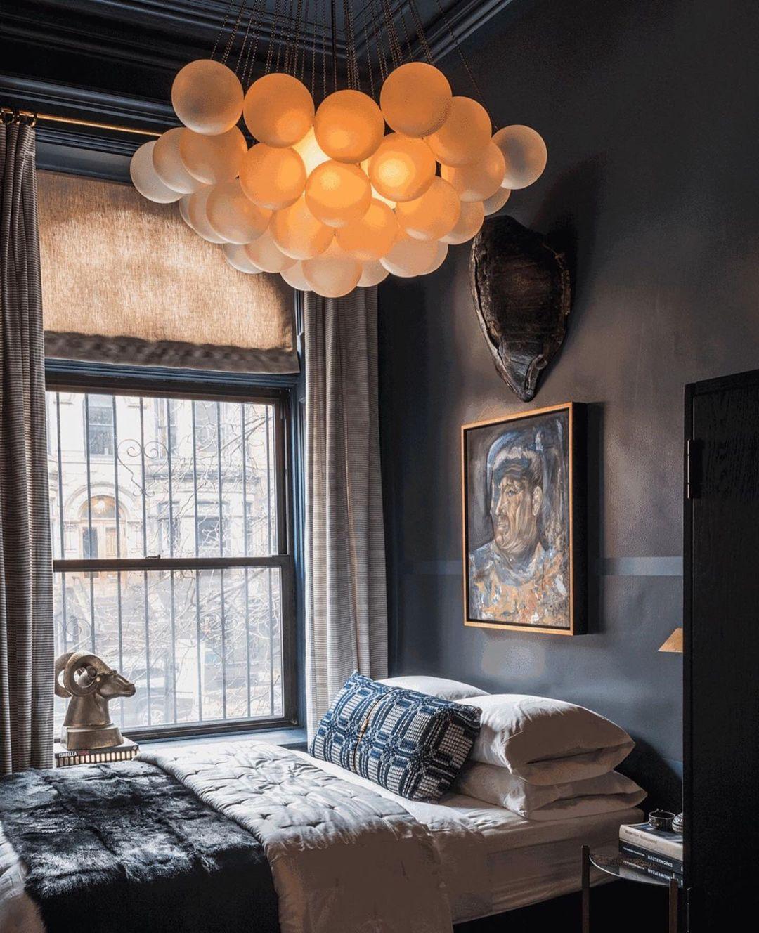 Bubble Chandelier - Blowlighting