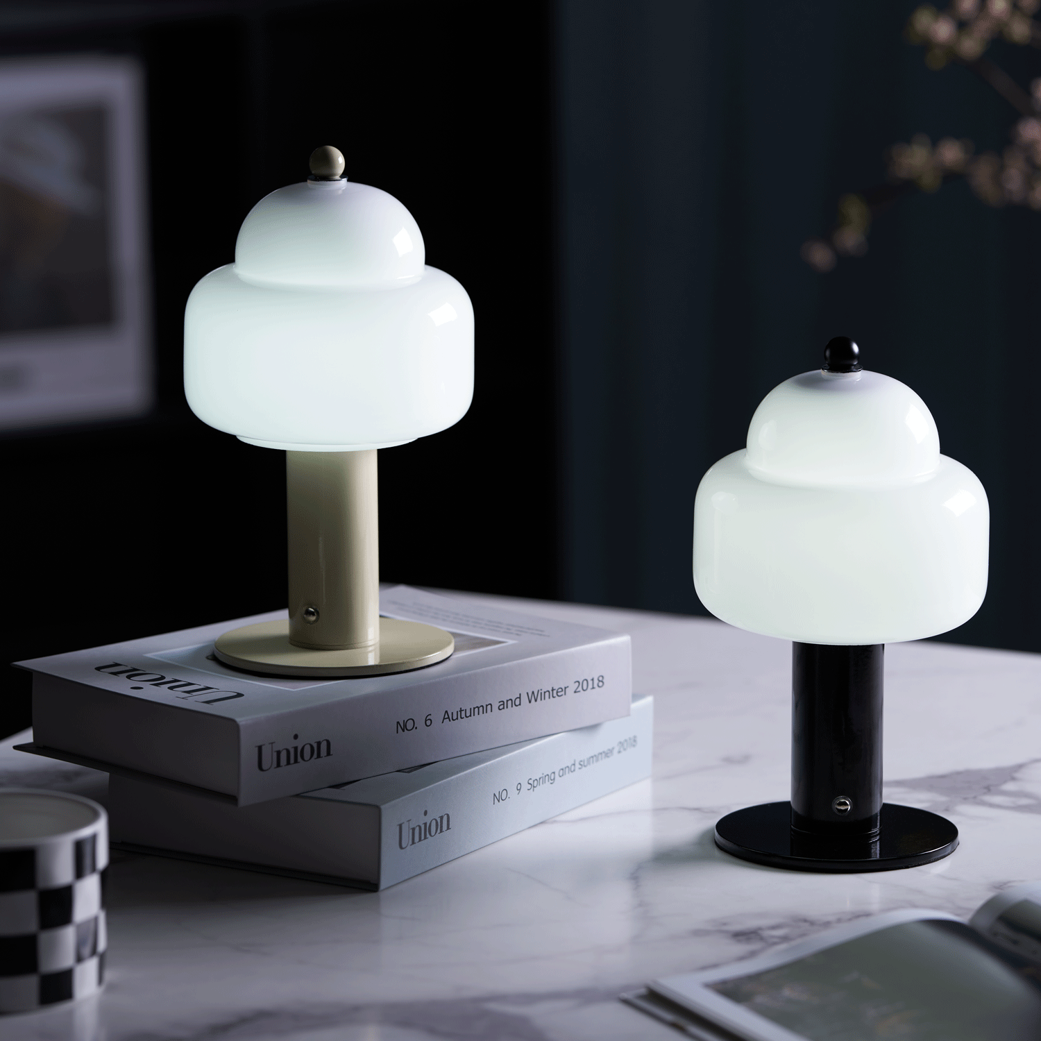 Cloud Dome Table Lamp - Blowlighting