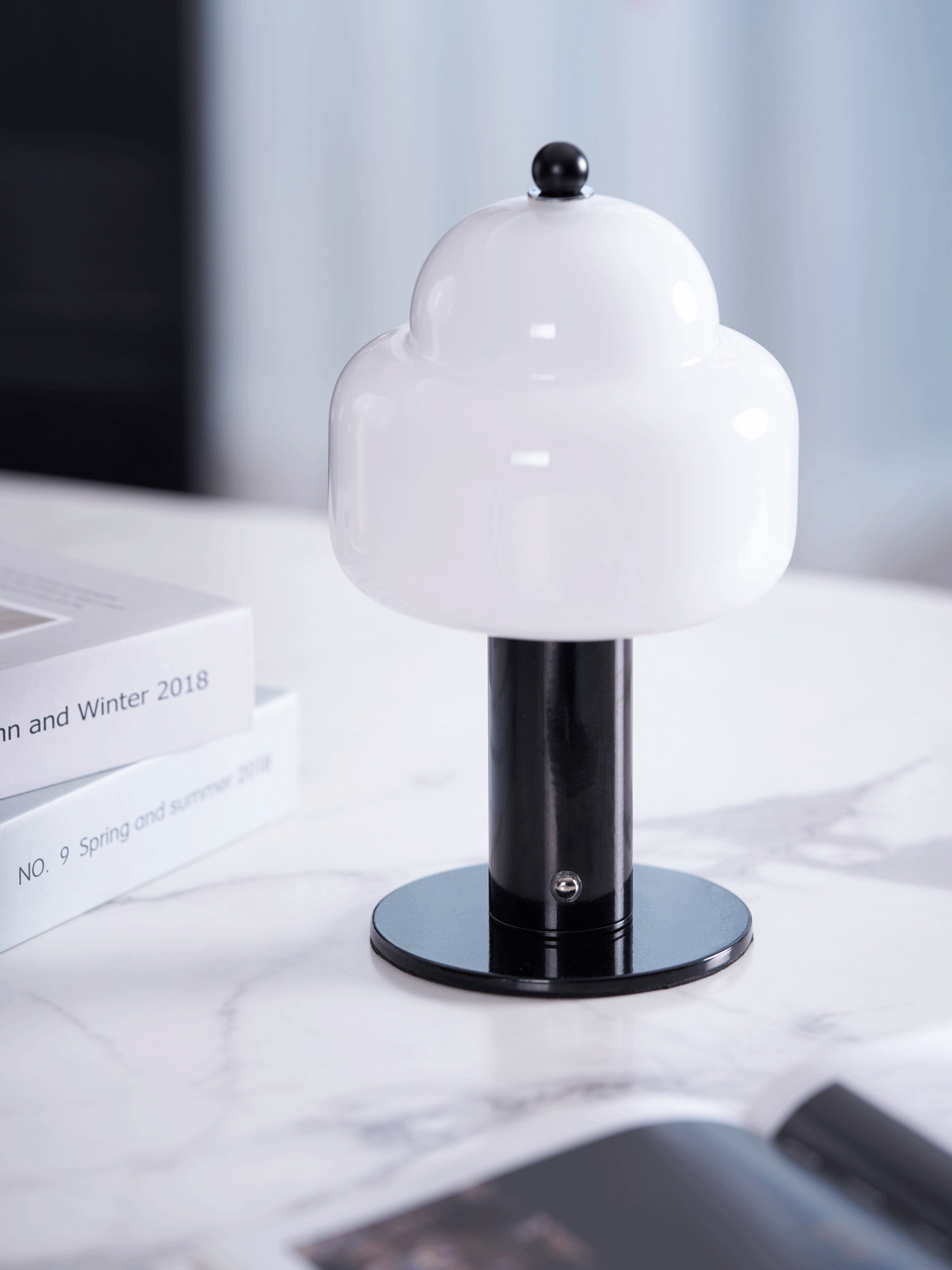 Cloud Dome Table Lamp - Blowlighting