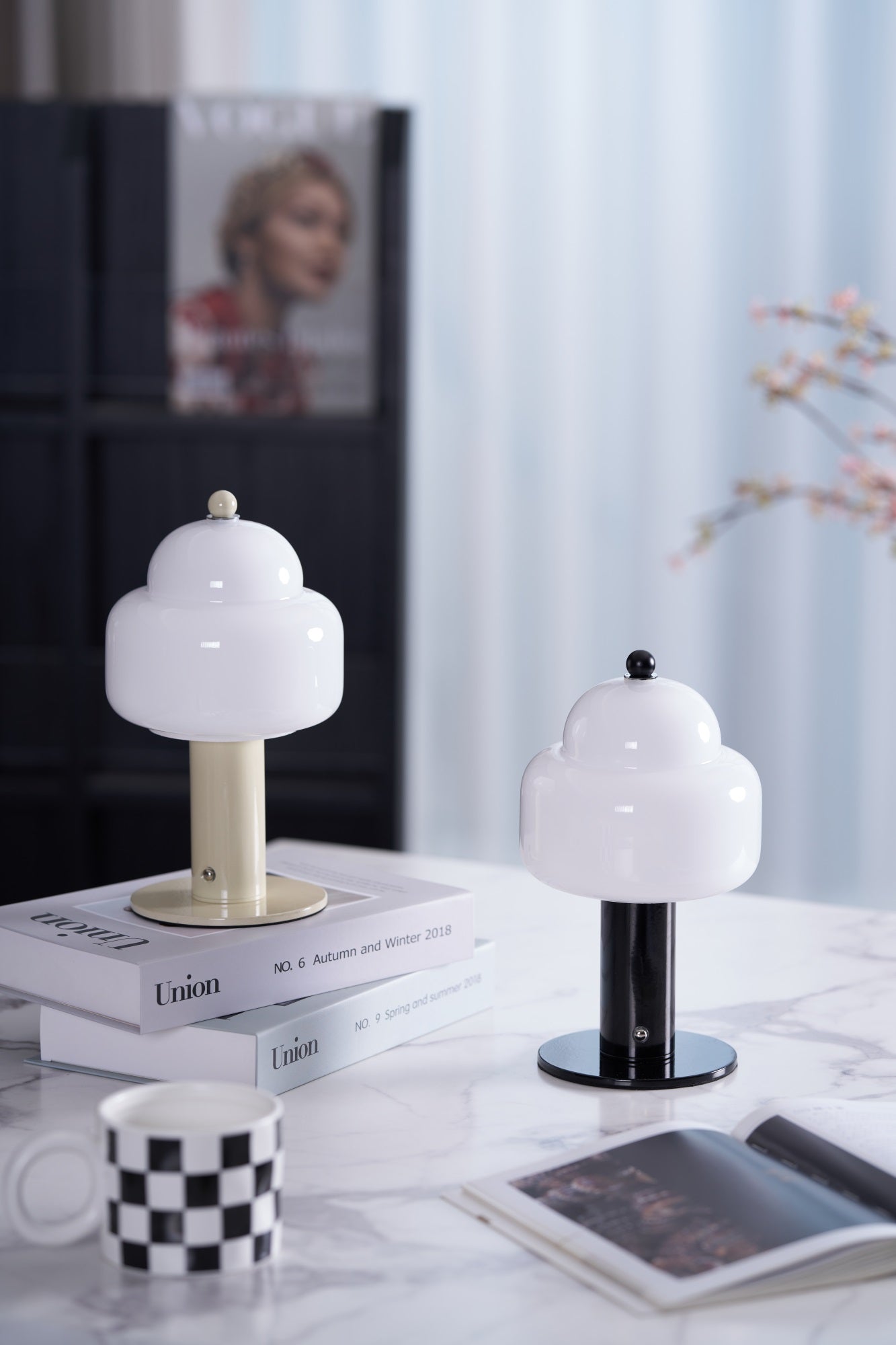Cloud Dome Table Lamp - Blowlighting
