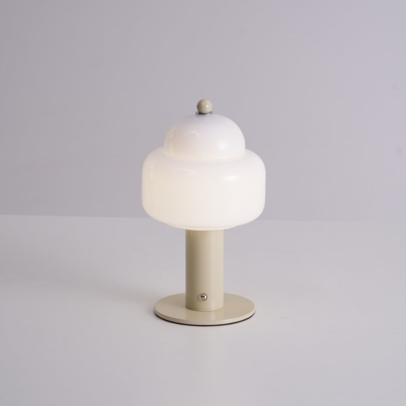 Cloud Dome Table Lamp - Blowlighting