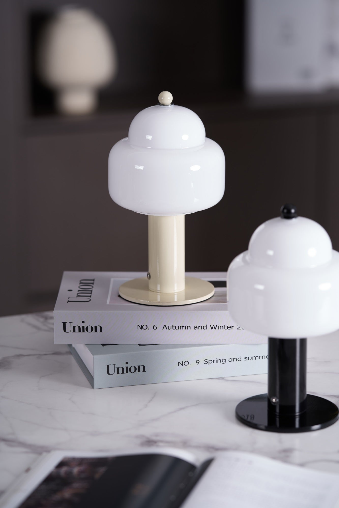 Cloud Dome Table Lamp - Blowlighting