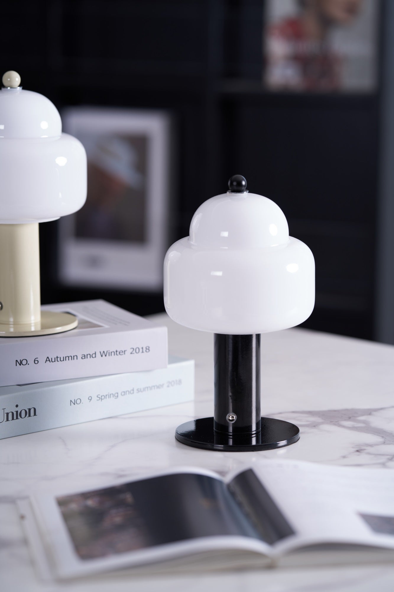 Cloud Dome Table Lamp - Blowlighting