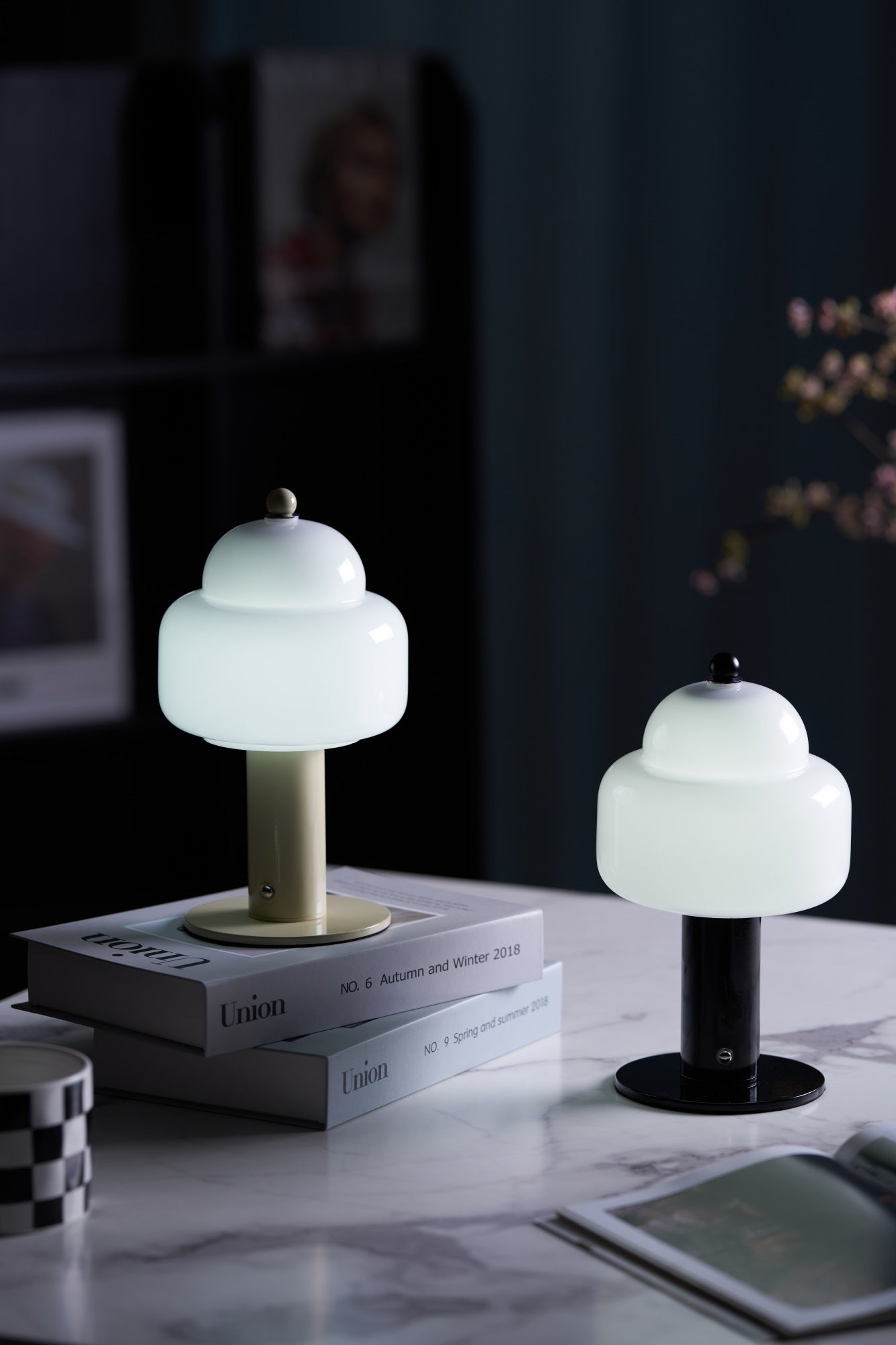 Cloud Dome Table Lamp - Blowlighting