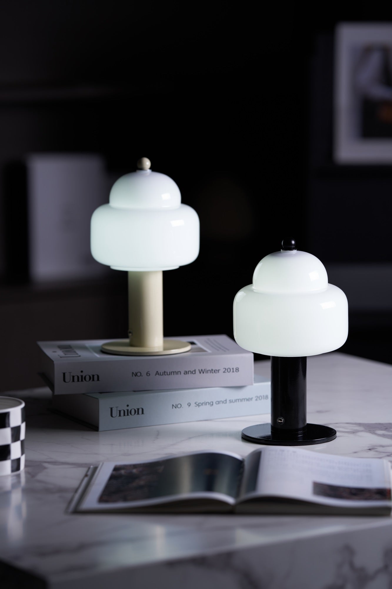 Cloud Dome Table Lamp - Blowlighting
