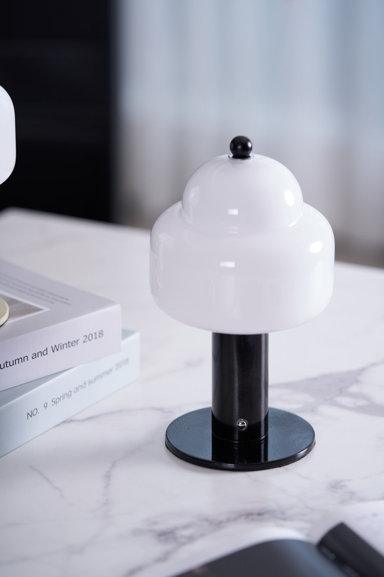 Cloud Dome Table Lamp - Blowlighting