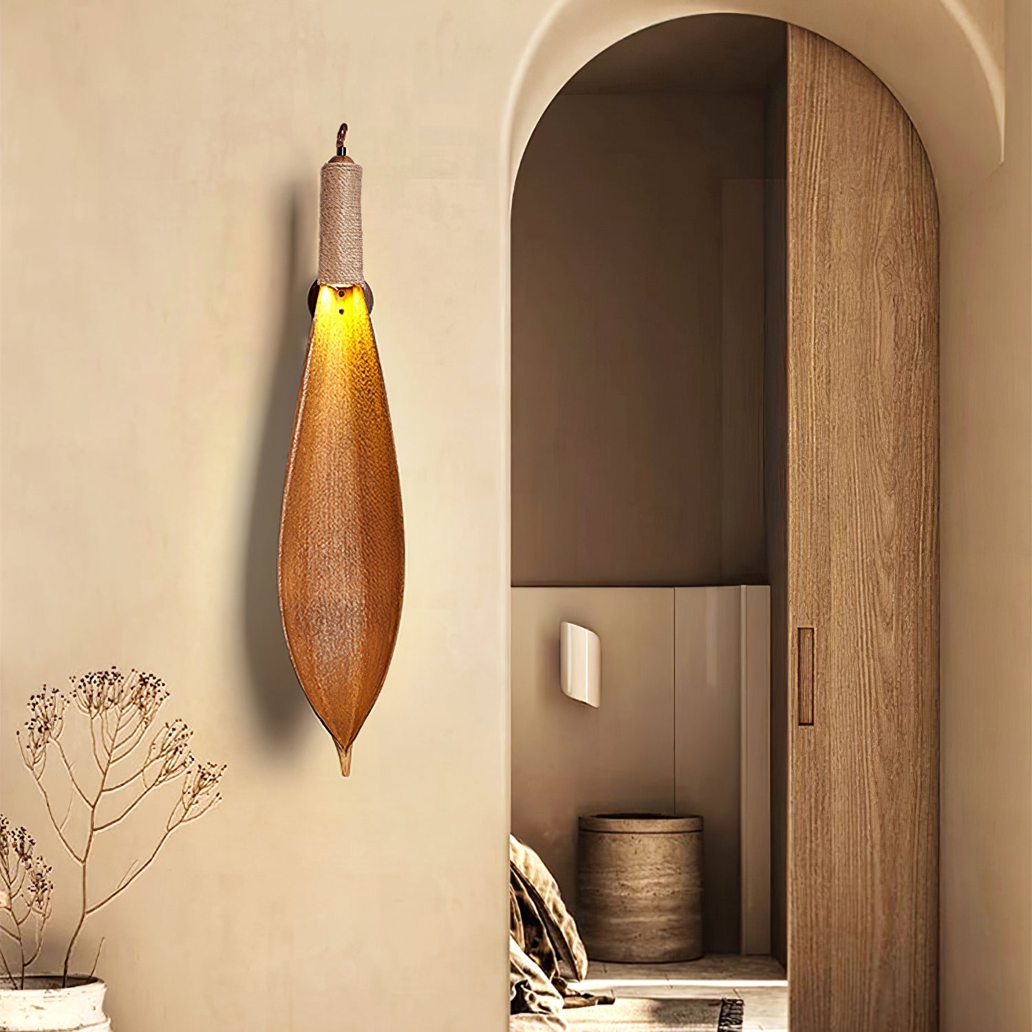 Cocoa Leaf Wall Sconce - Blowlighting