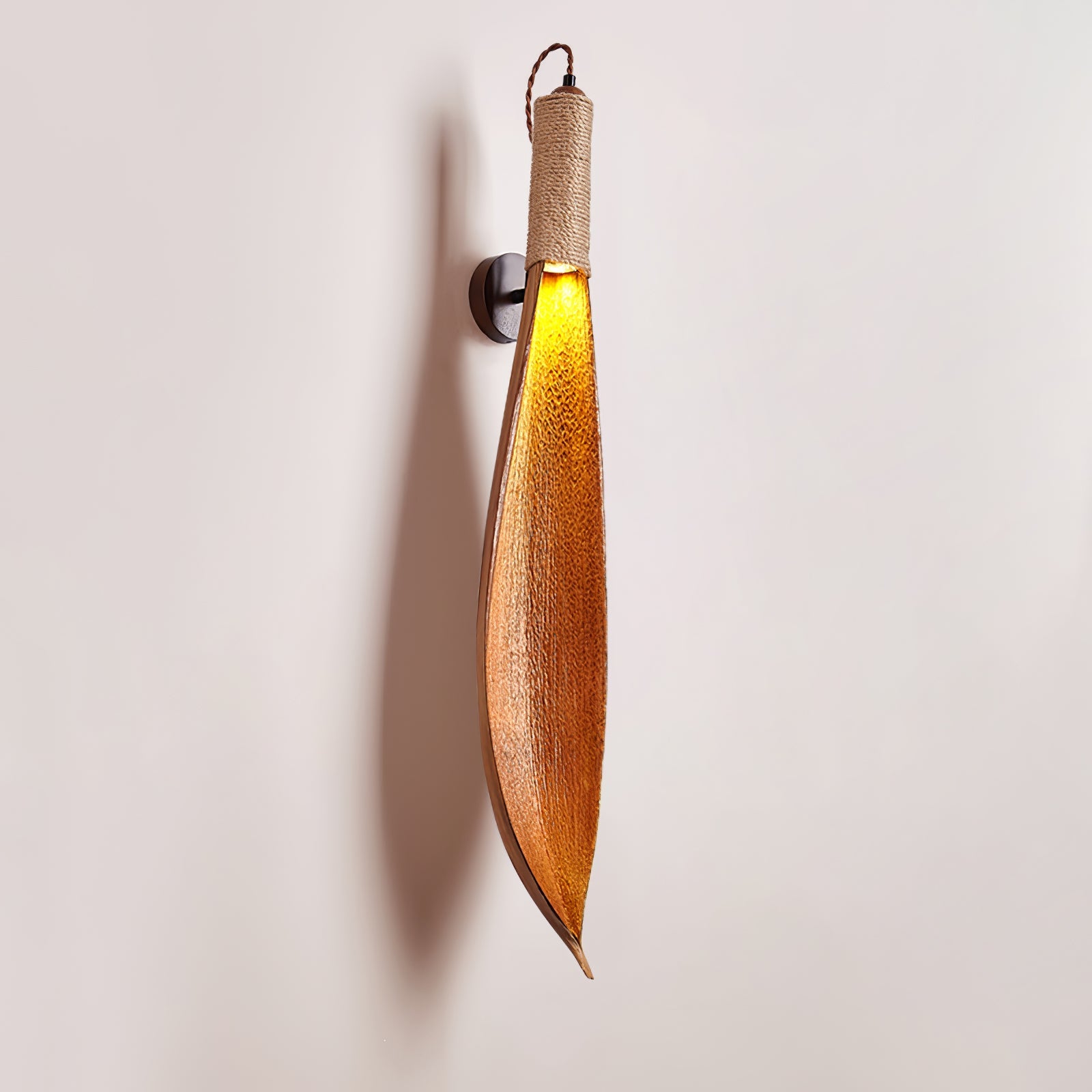 Cocoa Leaf Wall Sconce - Blowlighting