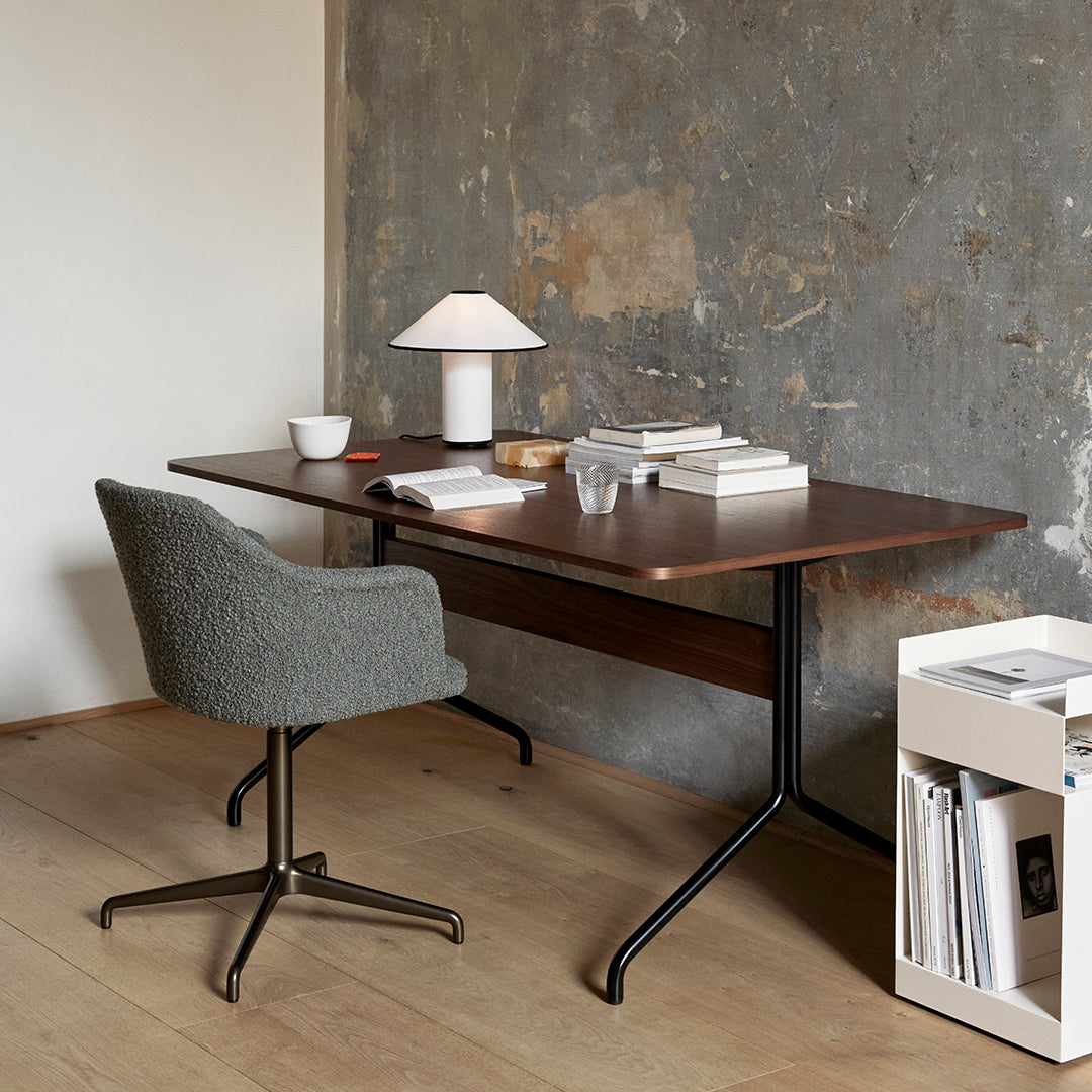 Decora Muse Table Lamp - Blowlighting