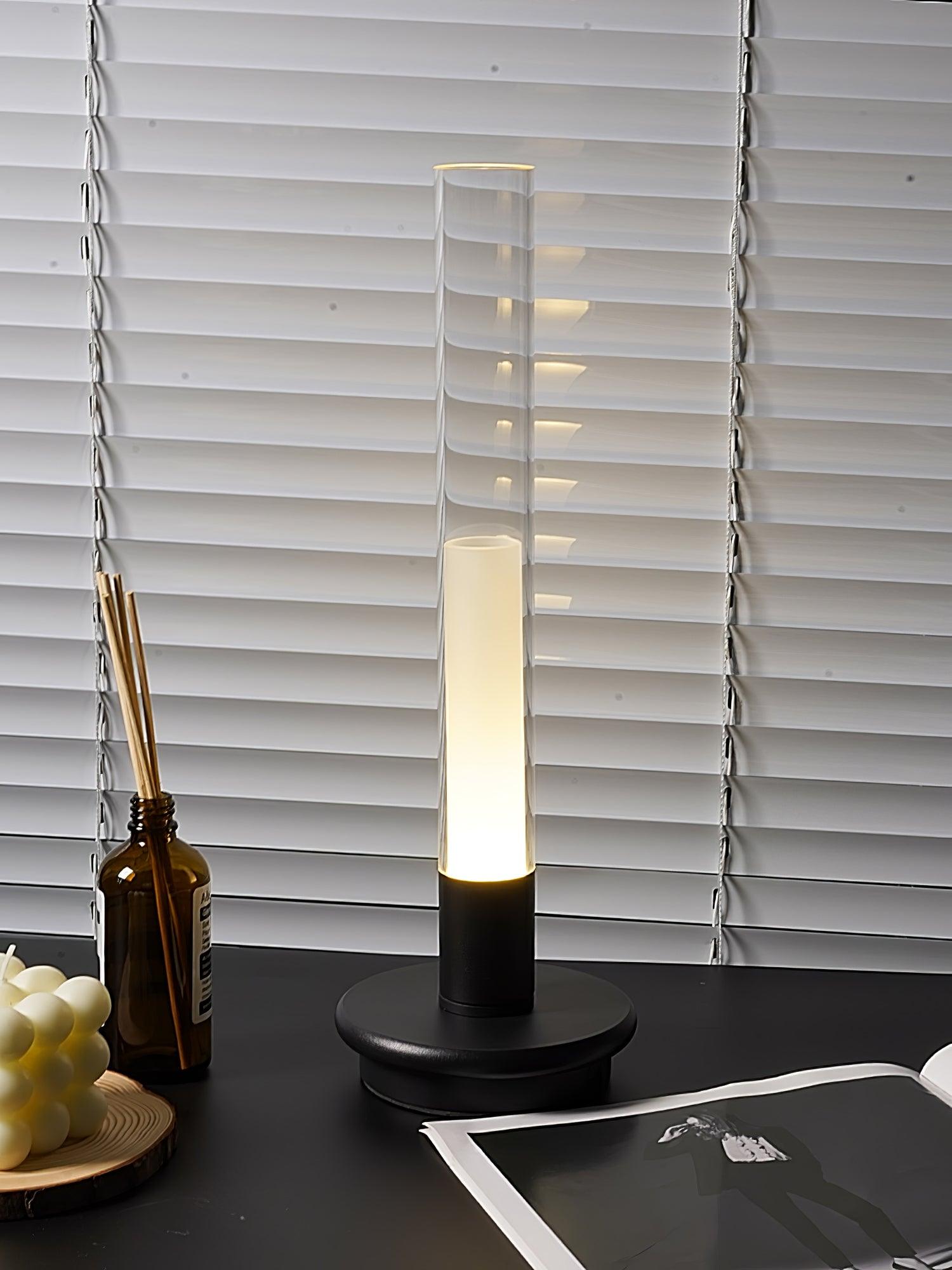Column Built-in Battery Table Lamp - Blowlighting