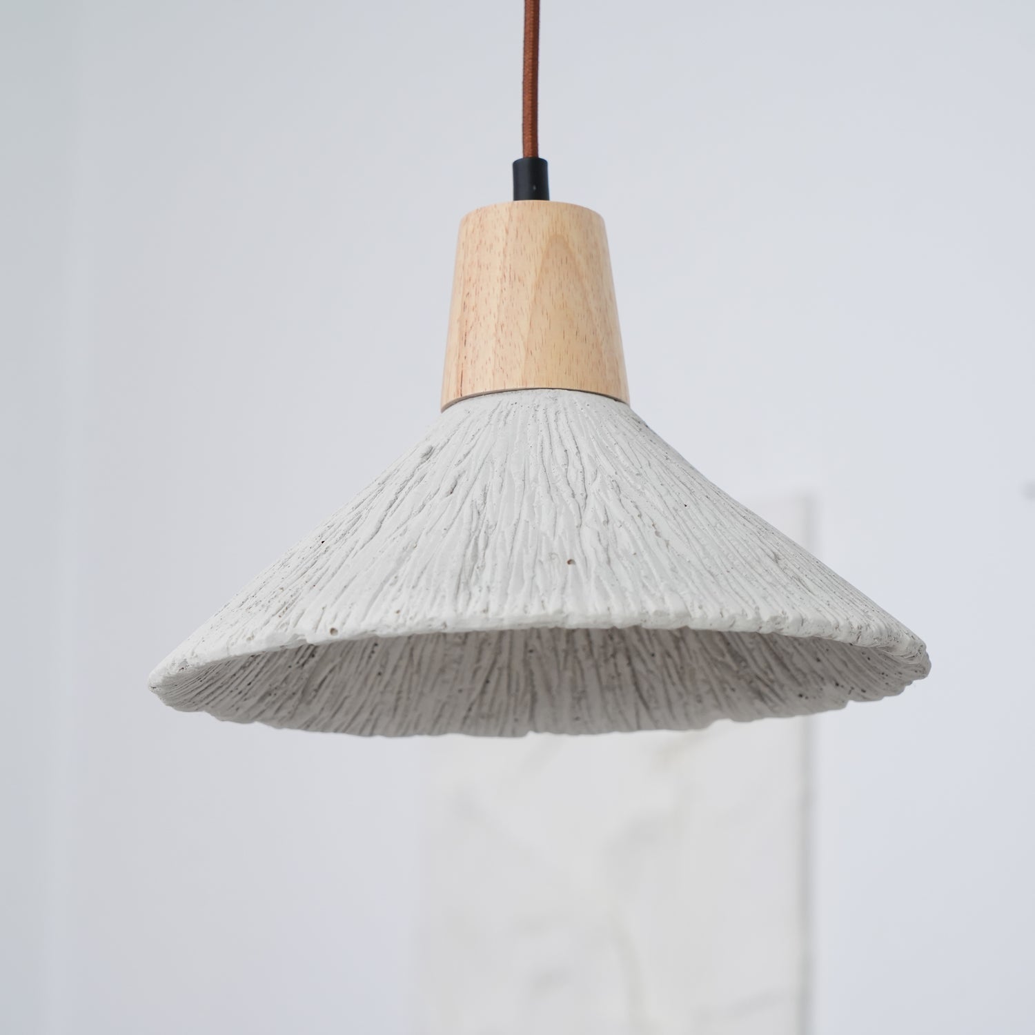 Concrete Pleated Pendant Lamp - Blowlighting
