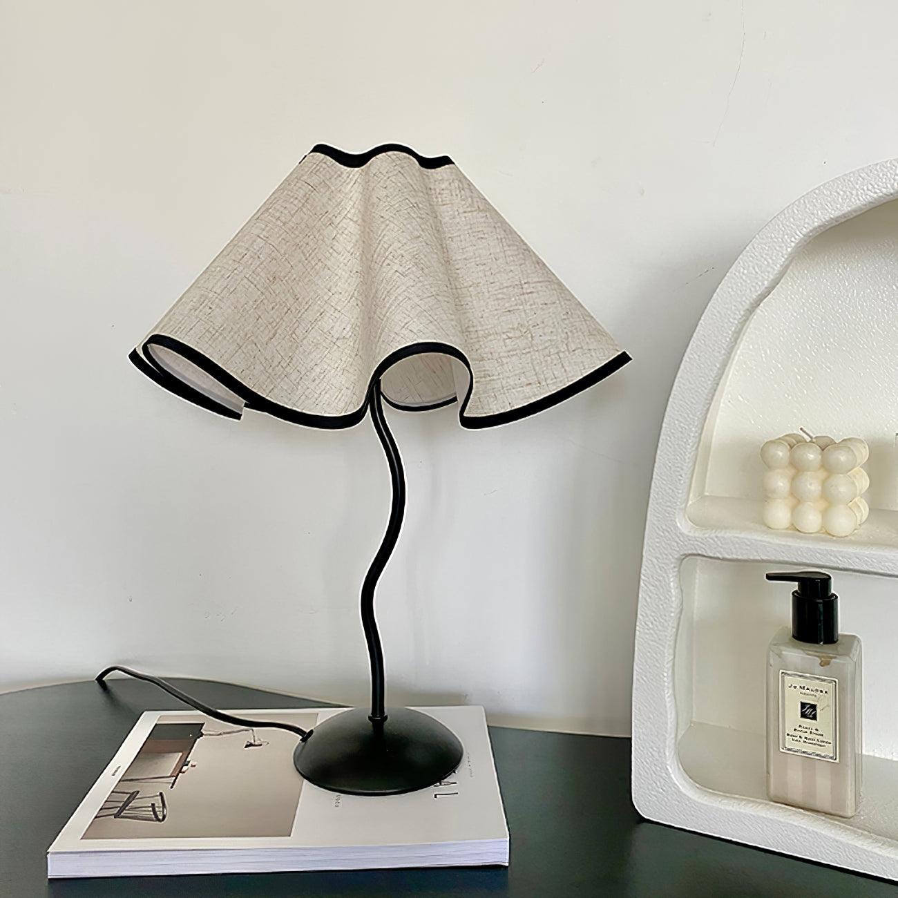 Cora Table Lamp - Blowlighting