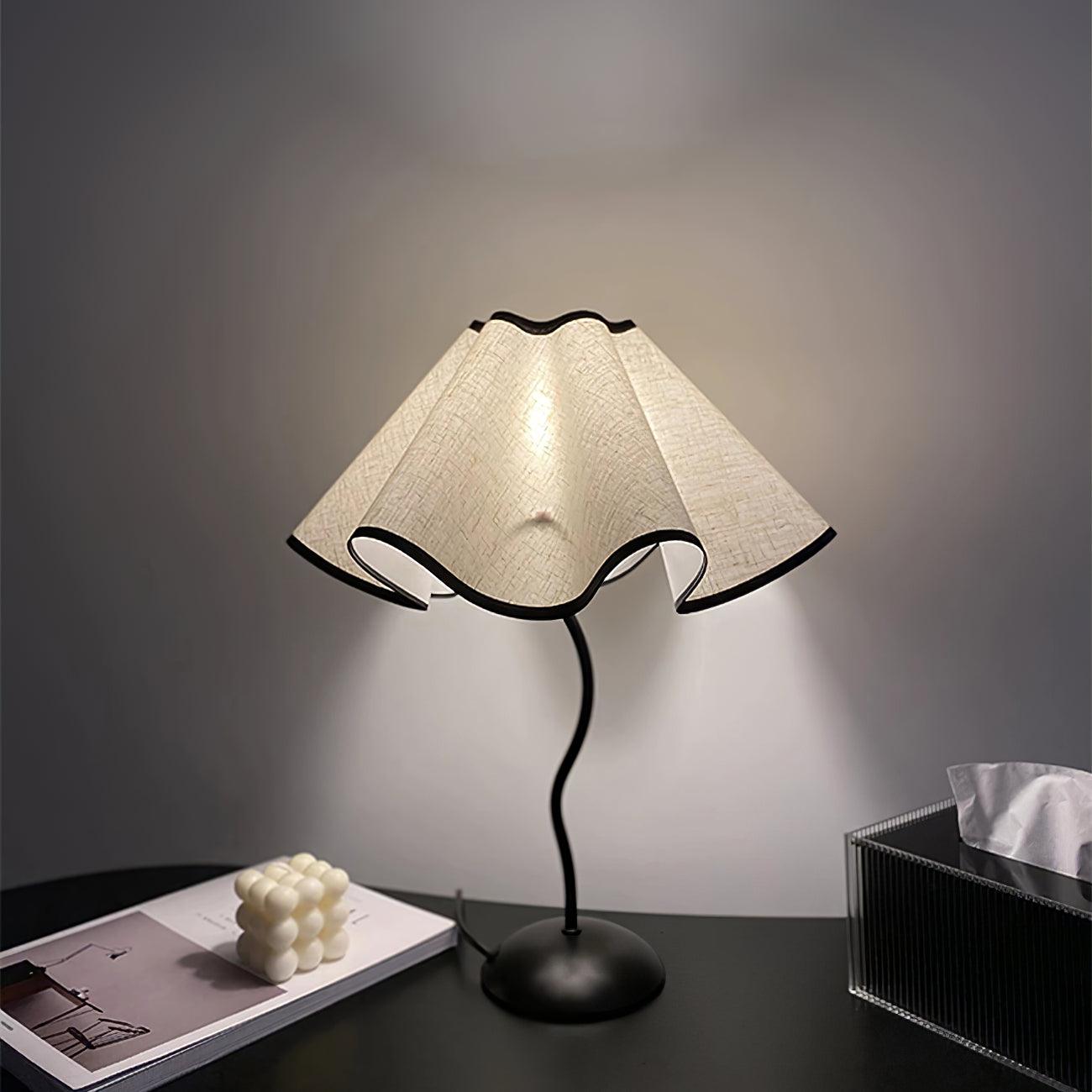 Cora Table Lamp - Blowlighting