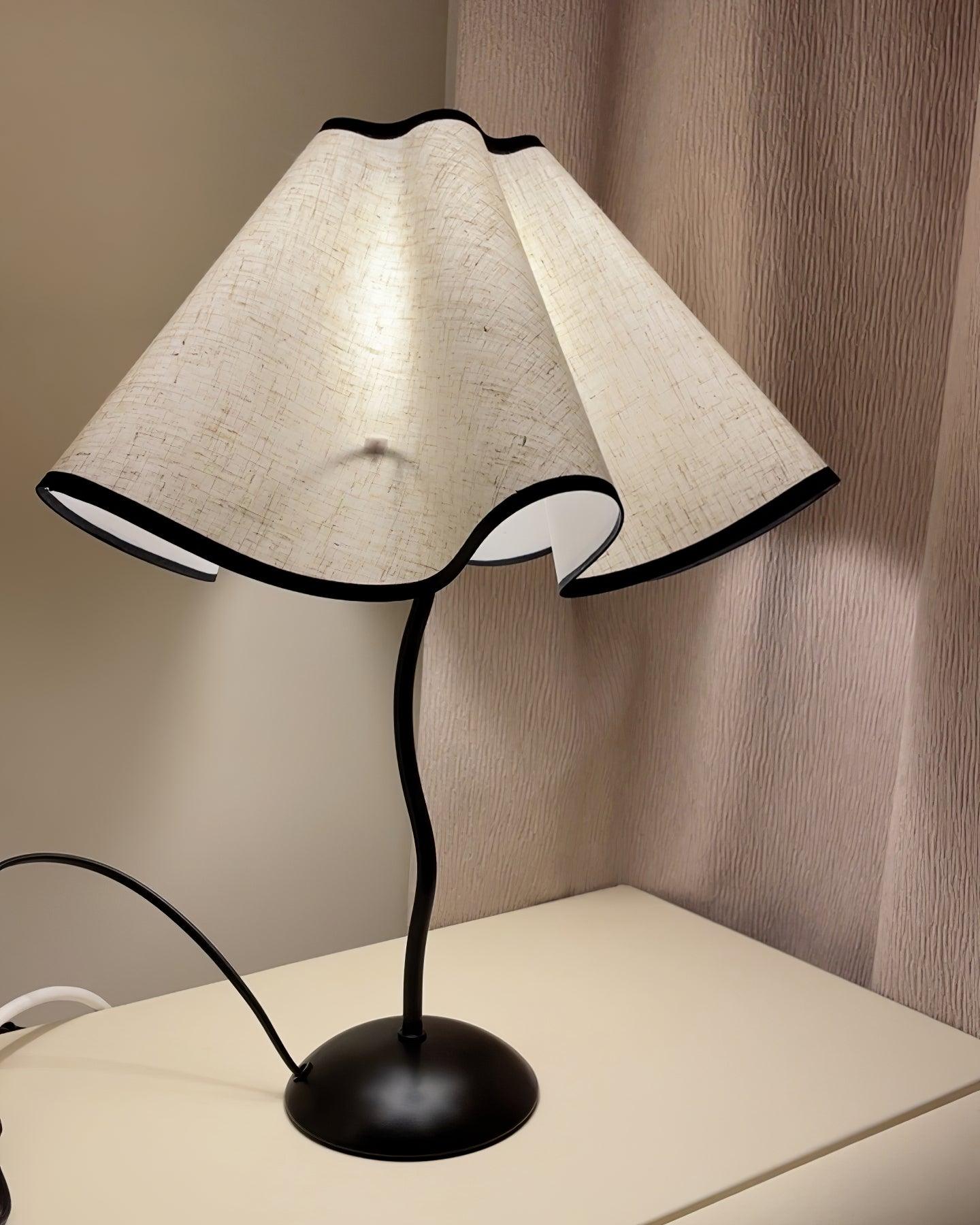 Cora Table Lamp - Blowlighting