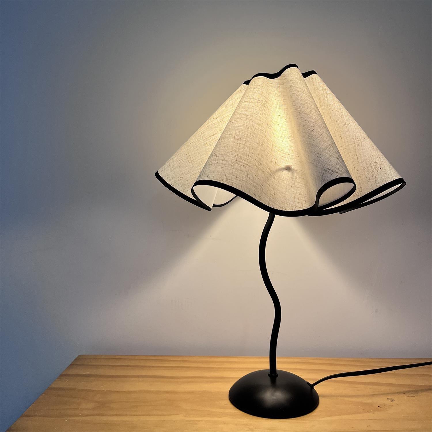 Cora Table Lamp - Blowlighting