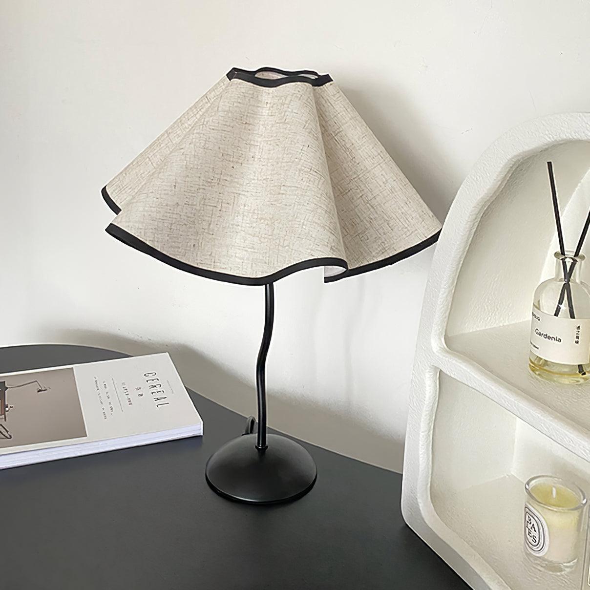 Cora Table Lamp - Blowlighting