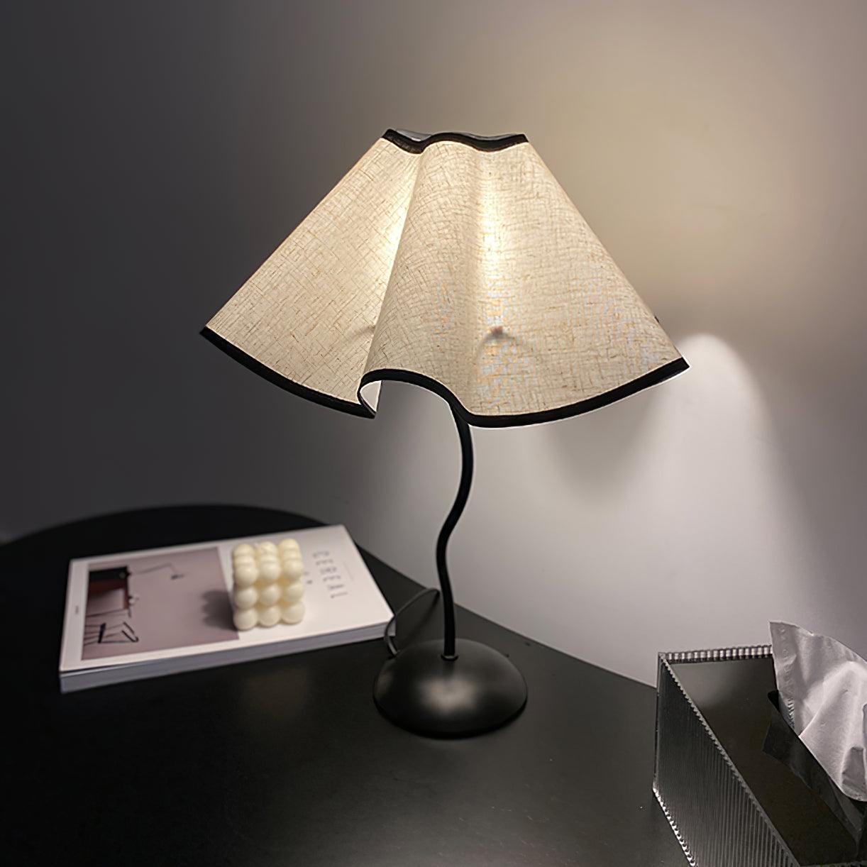 Cora Table Lamp - Blowlighting