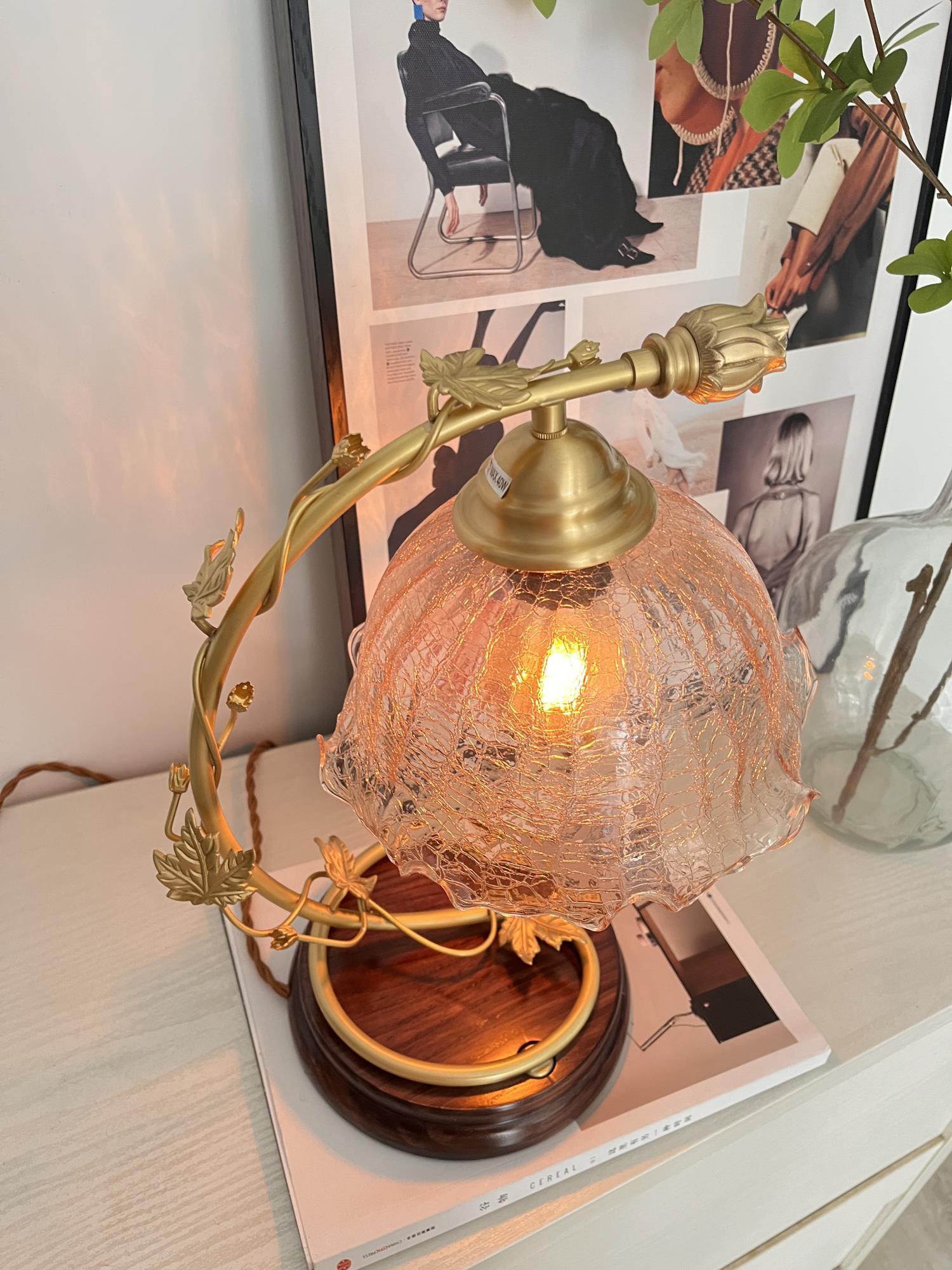 Cracked Glass Brass Table Lamp - Blowlighting