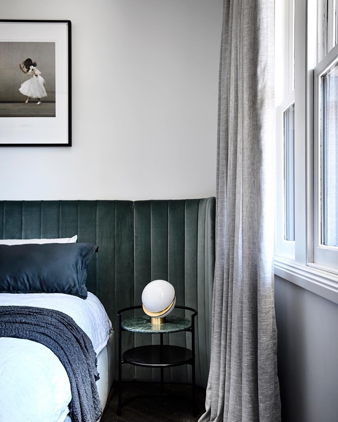 Crescent Table Lamp - Blowlighting