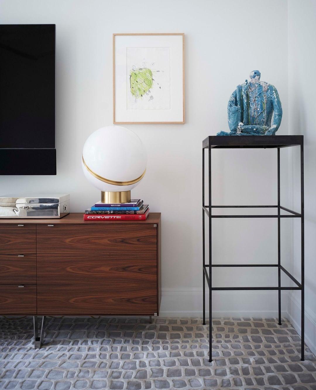 Crescent Table Lamp - Blowlighting