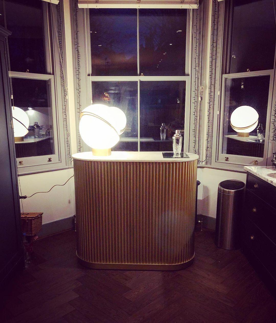 Crescent Table Lamp - Blowlighting