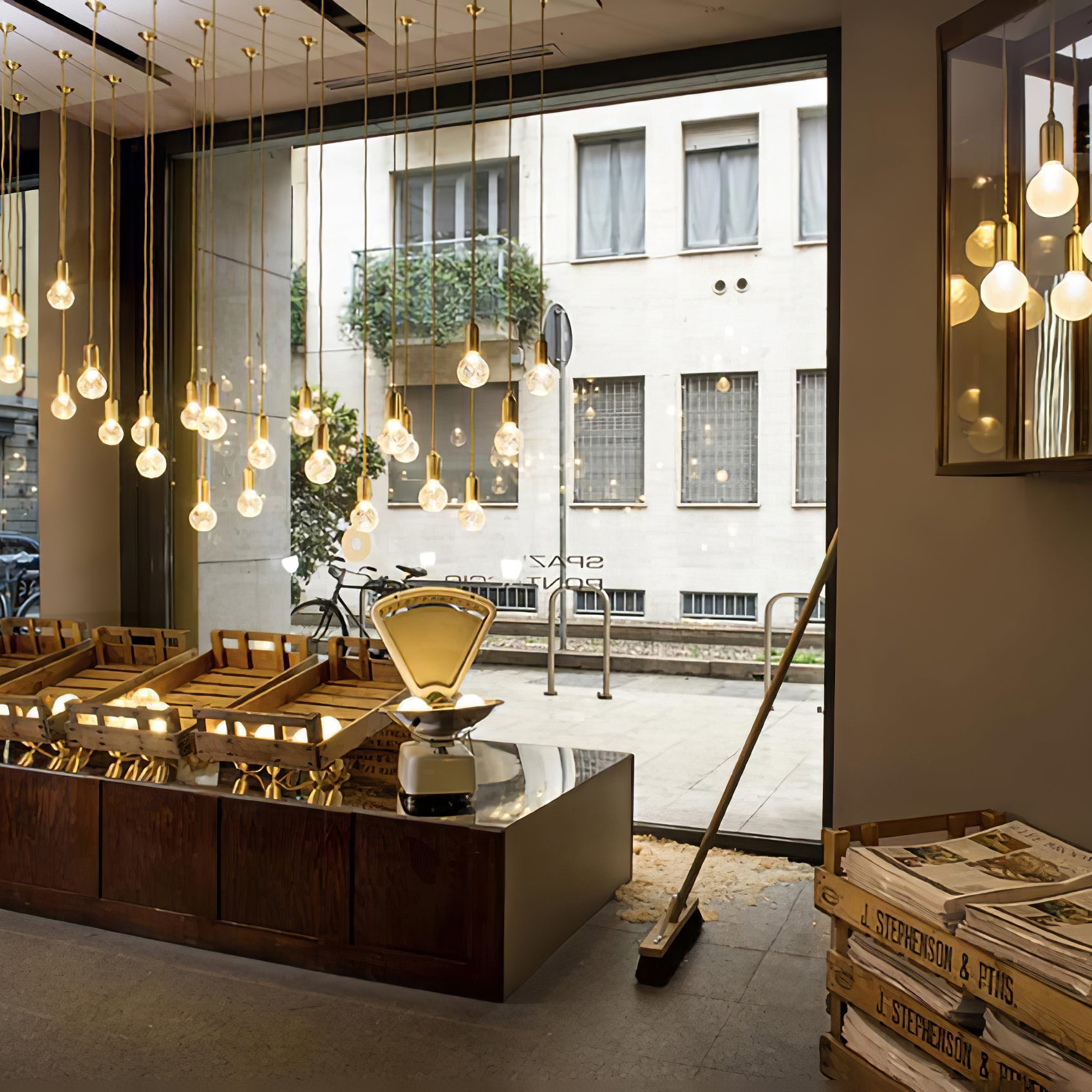 Crystal Bulb LED Pendant Lamp - Blowlighting