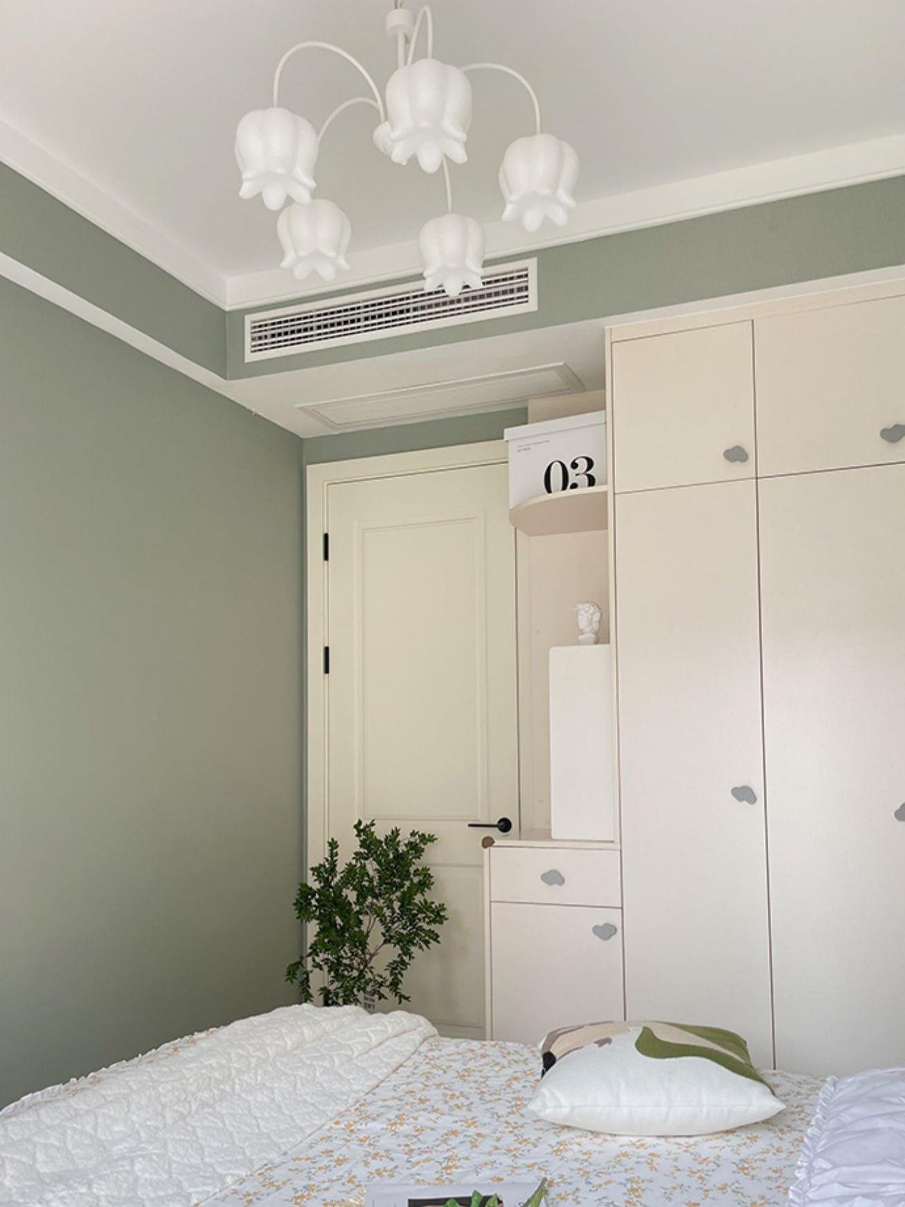 Curved Arm Bell Chandelier - Blowlighting