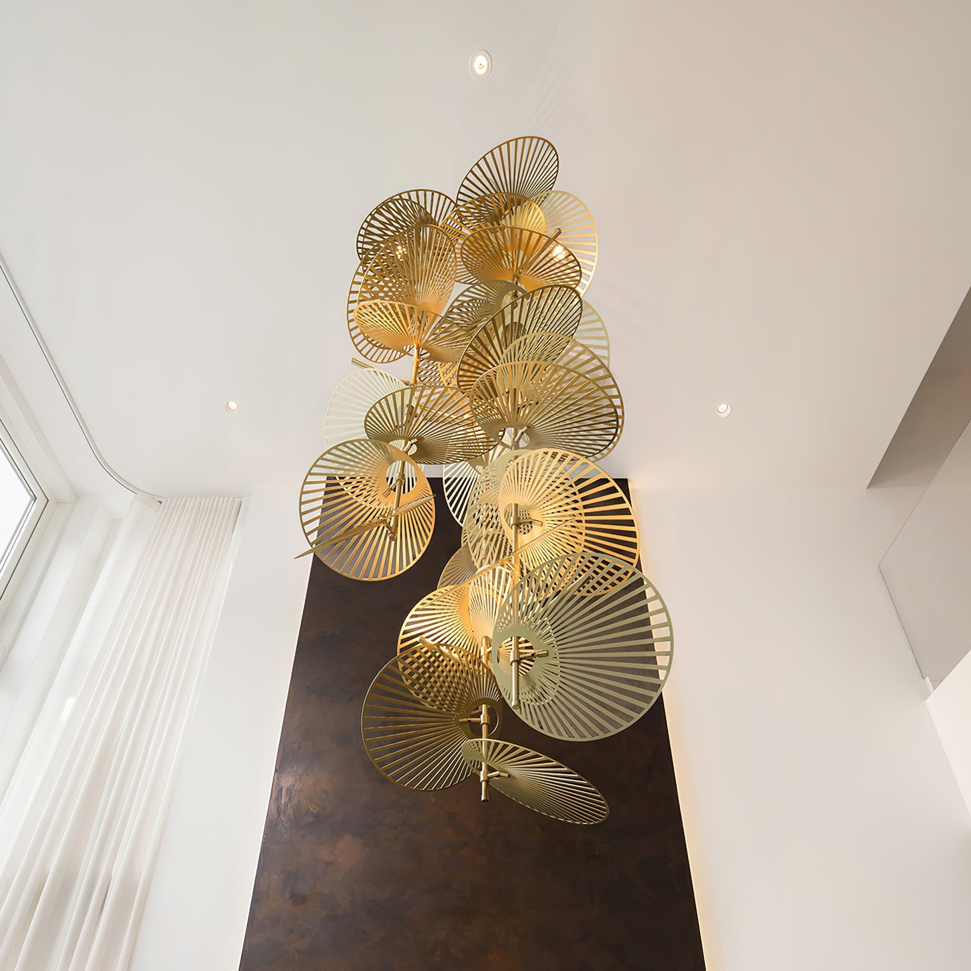 Odoraris Luxury Leaf Chandelier - Blowlighting
