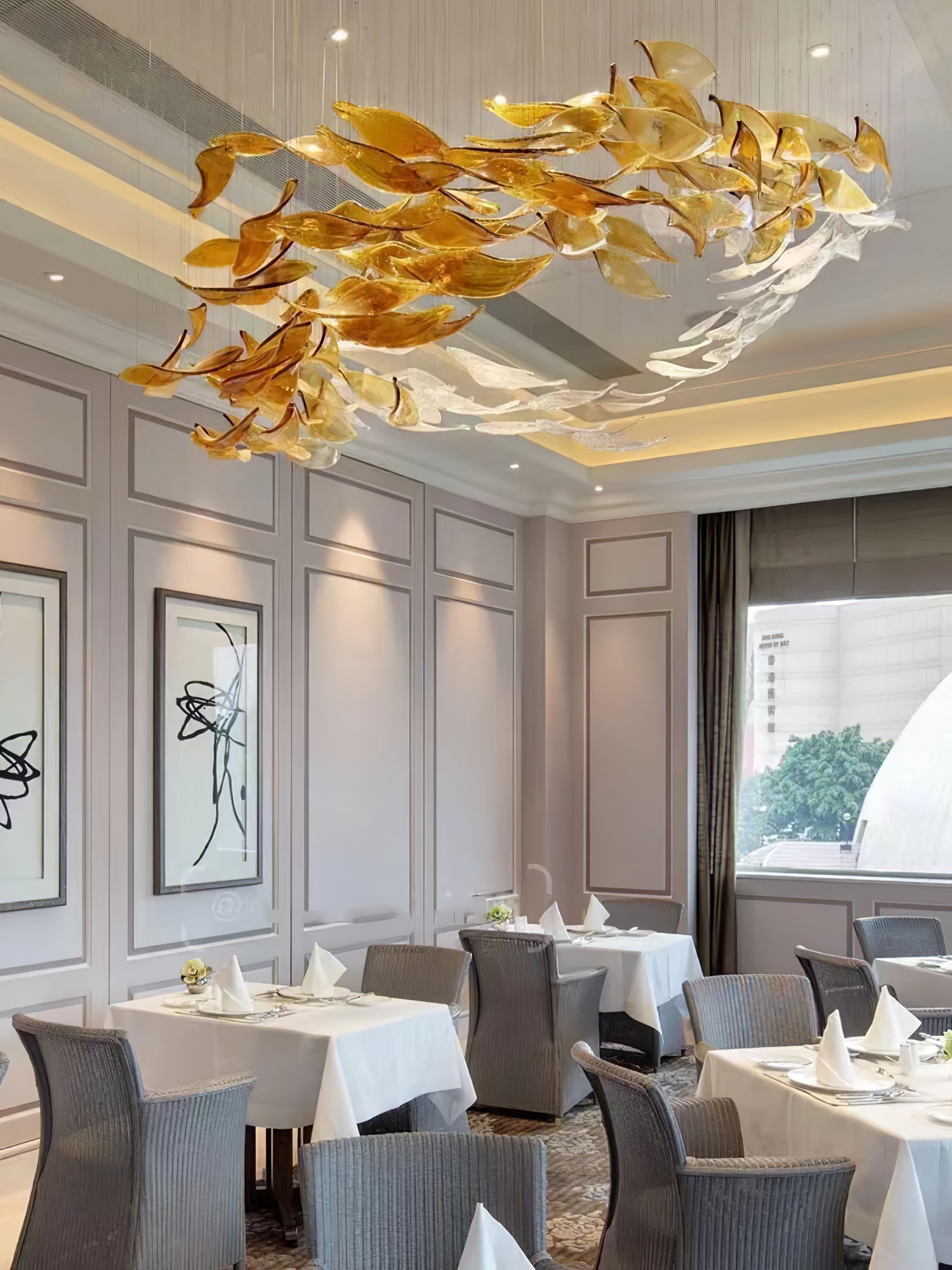 Vamararae Leaf Glass Cascade Chandelier - Blowlighting