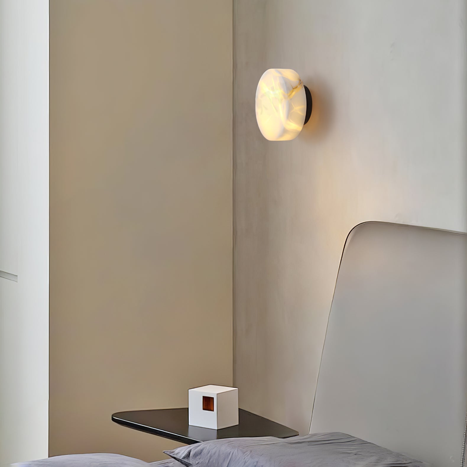 Olzorira Alabaster Wall Light - Blowlighting