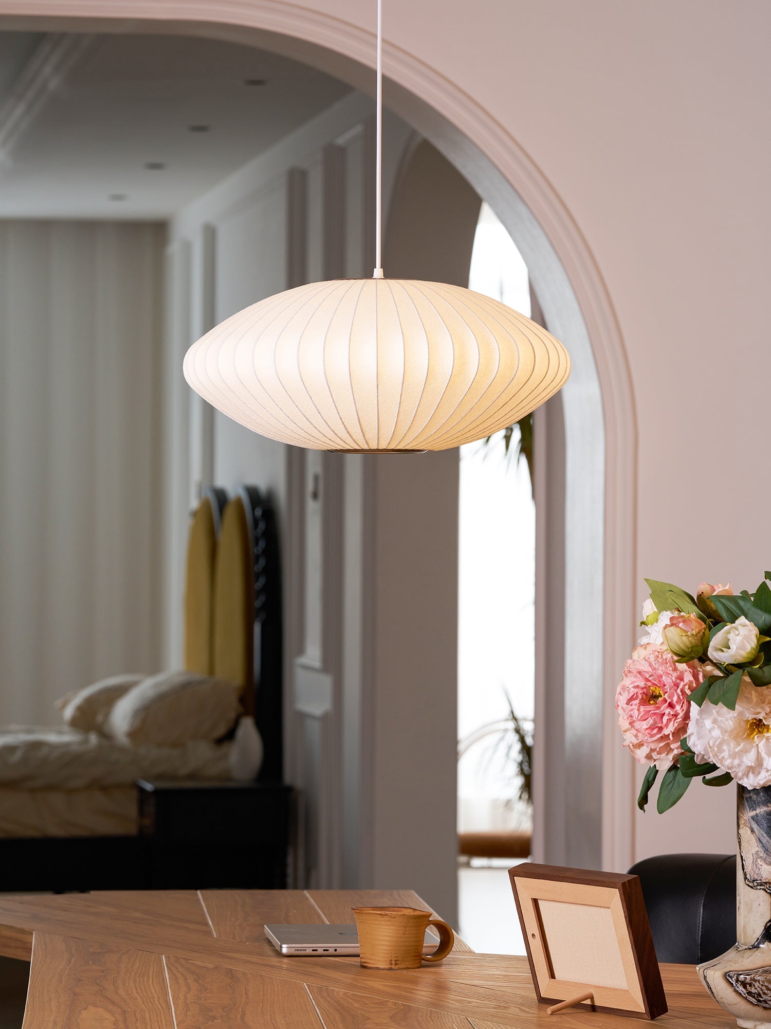 Bubble Mulberry Silk Pendant Lamp - Blowlighting