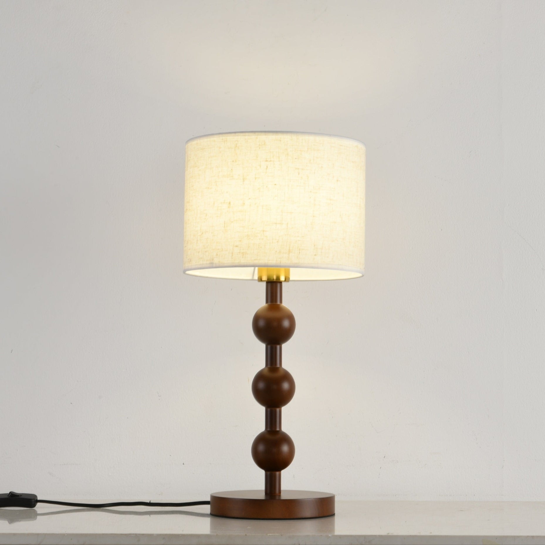 Madelyn Minimalist Fabric Table Lamp - Blowlighting
