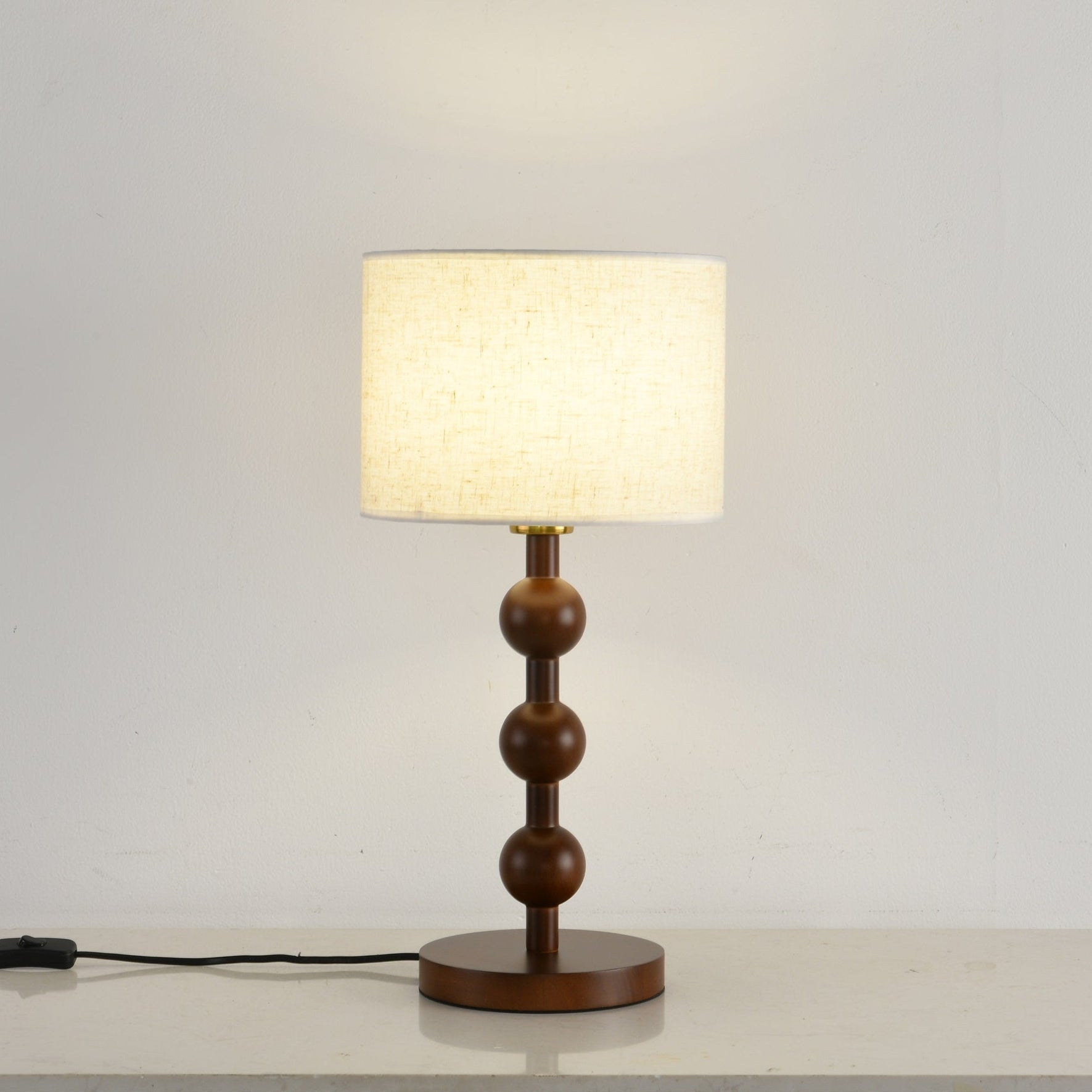 Madelyn Minimalist Fabric Table Lamp - Blowlighting