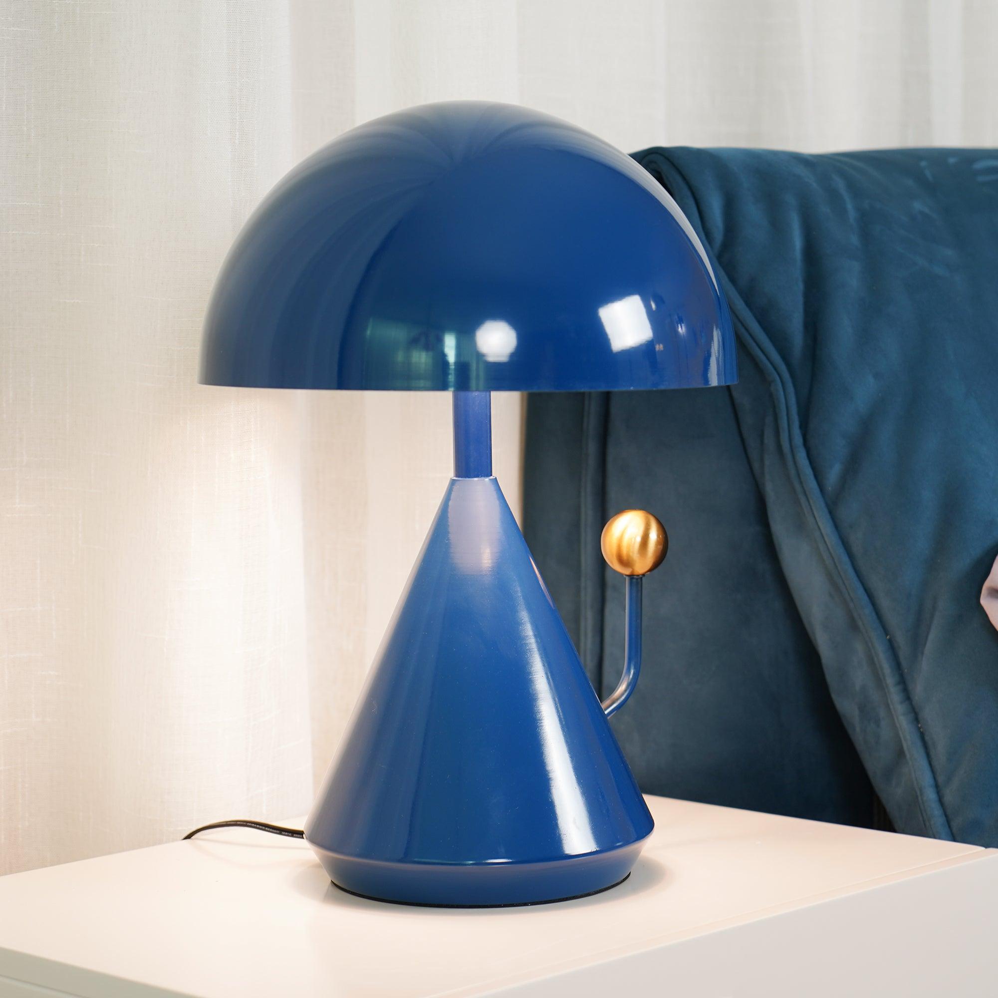 Dali Divina Desk Lamp - Blowlighting