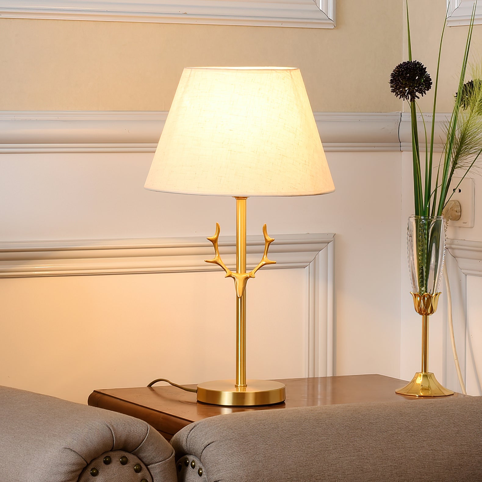 Dalton Table Lamp - Blowlighting