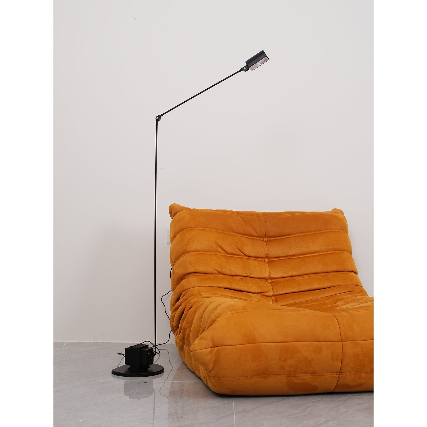 Dynamo Floor Lamp - Blowlighting