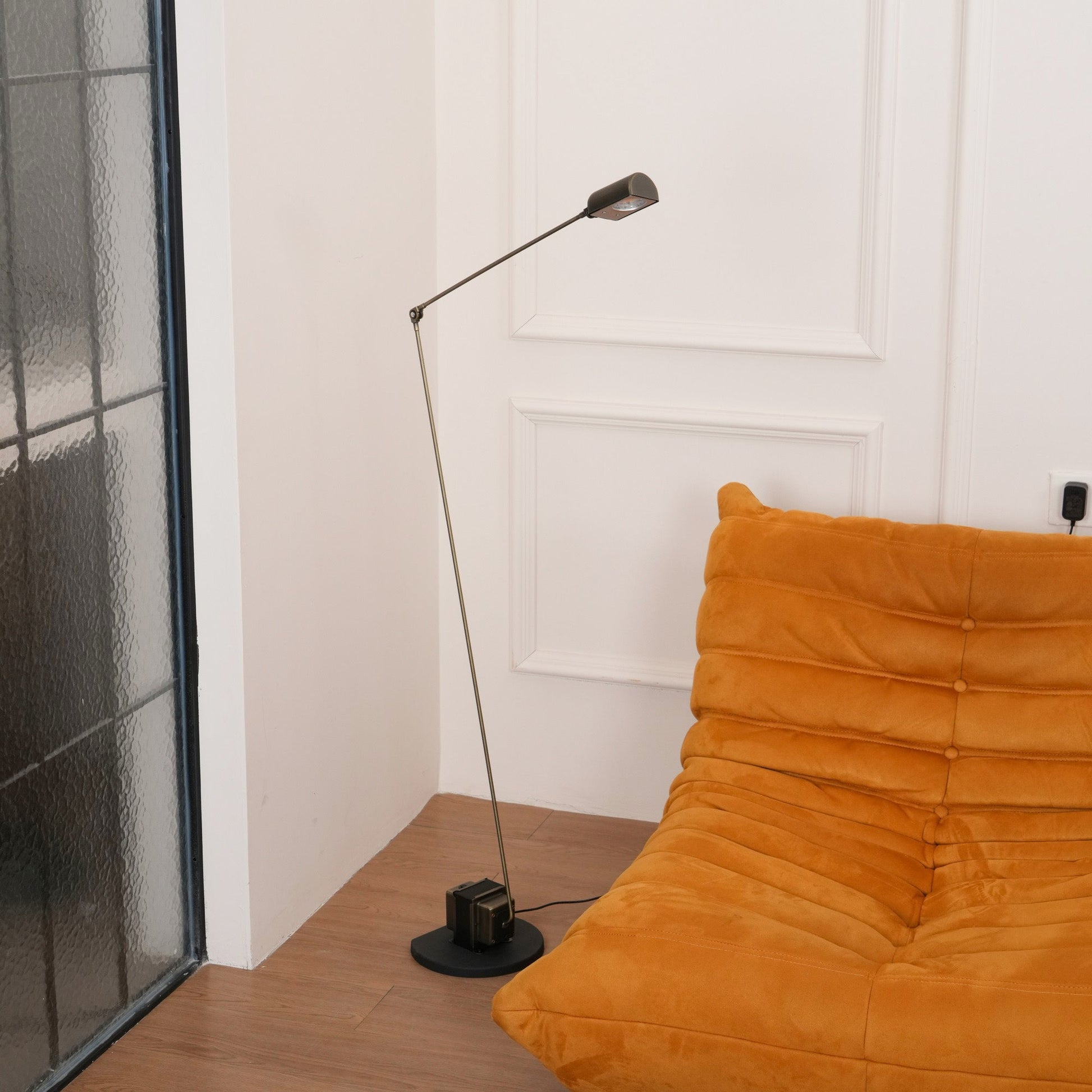 Dynamo Floor Lamp - Blowlighting