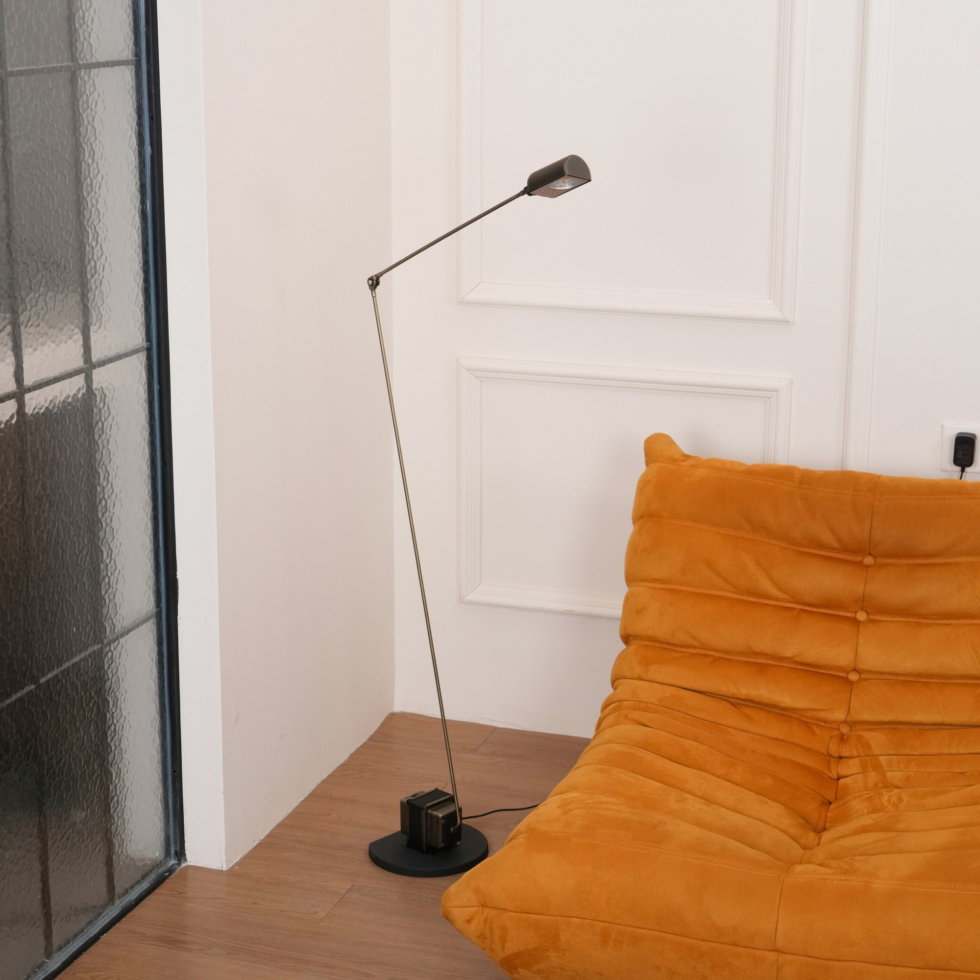 Dynamo Floor Lamp - Blowlighting