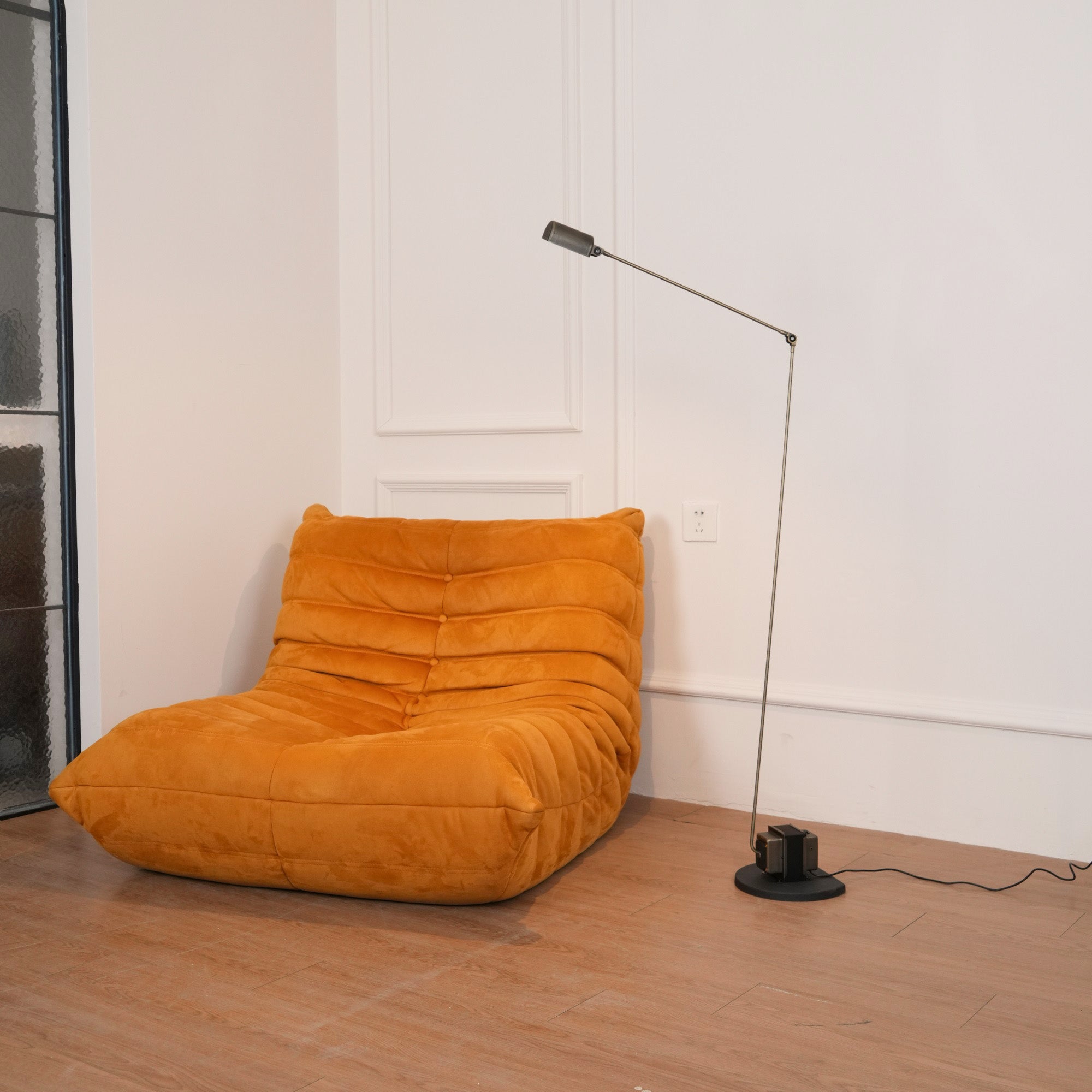 Dynamo Floor Lamp - Blowlighting