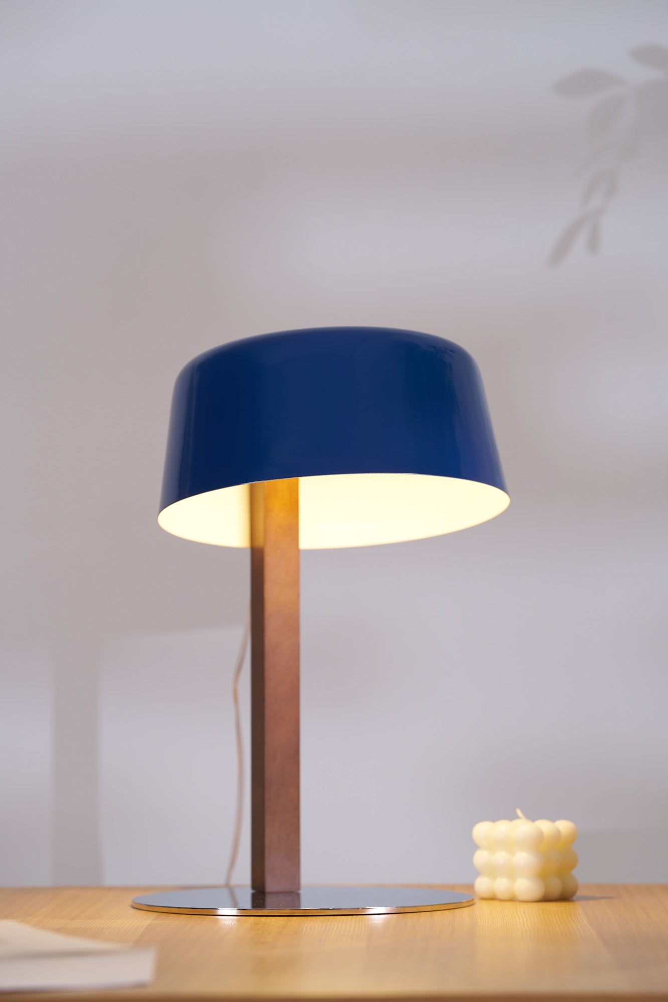 Dario Tilted Table Lamp - Blowlighting