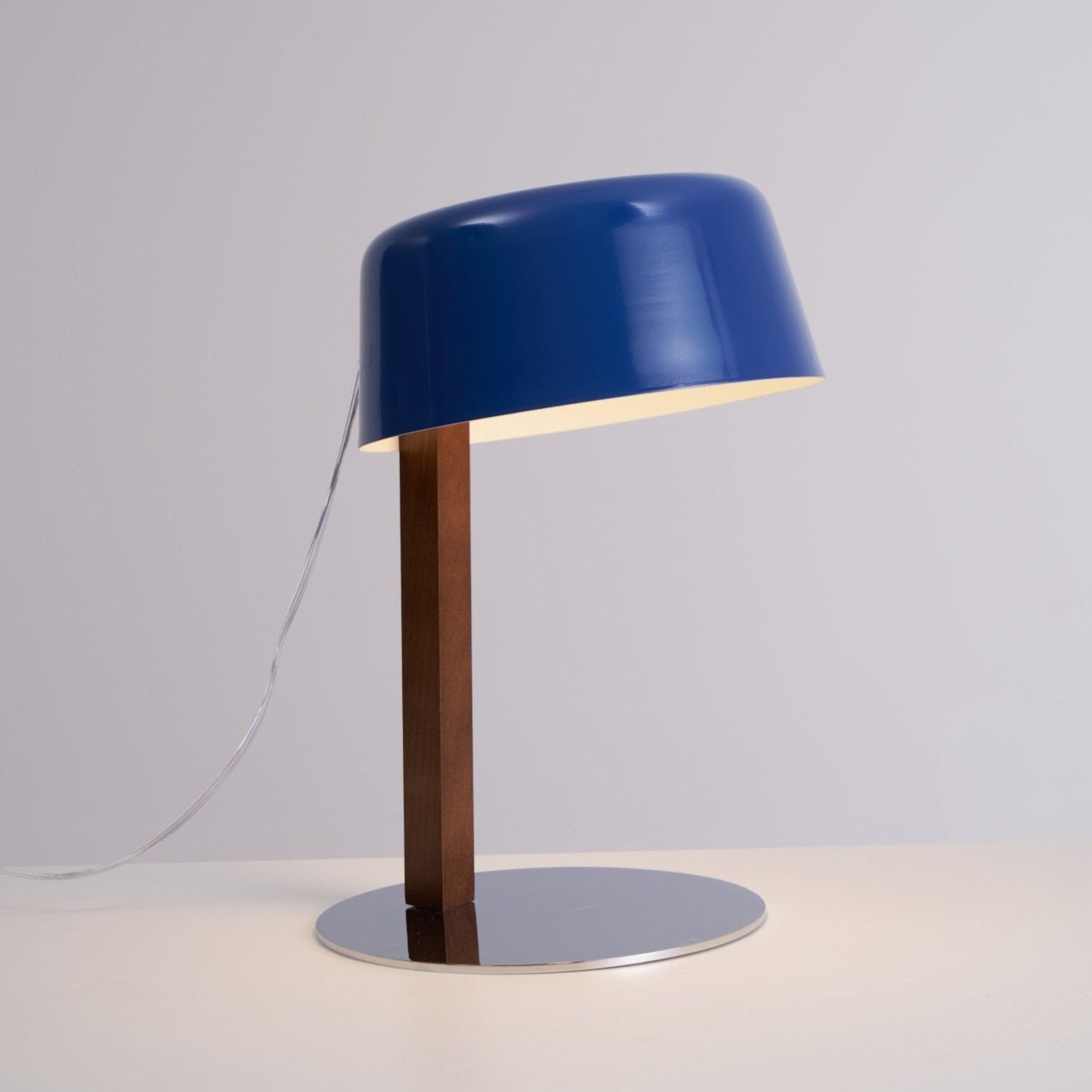 Dario Tilted Table Lamp - Blowlighting