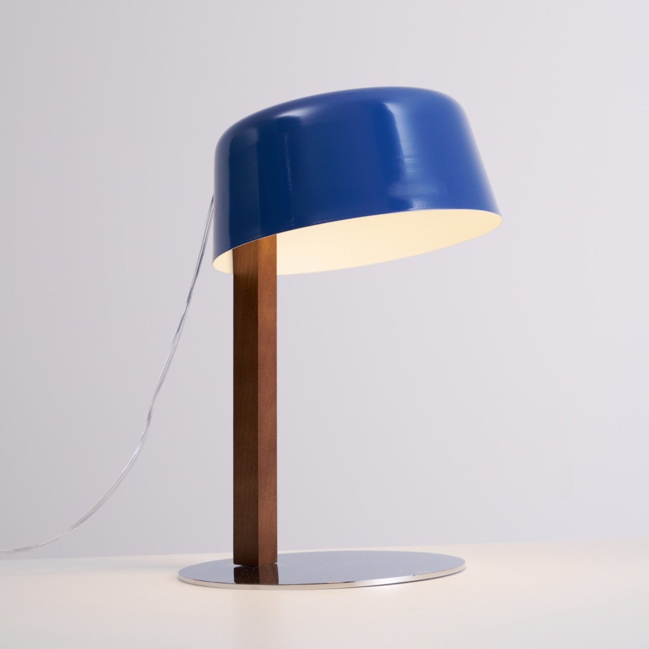 Dario Tilted Table Lamp - Blowlighting