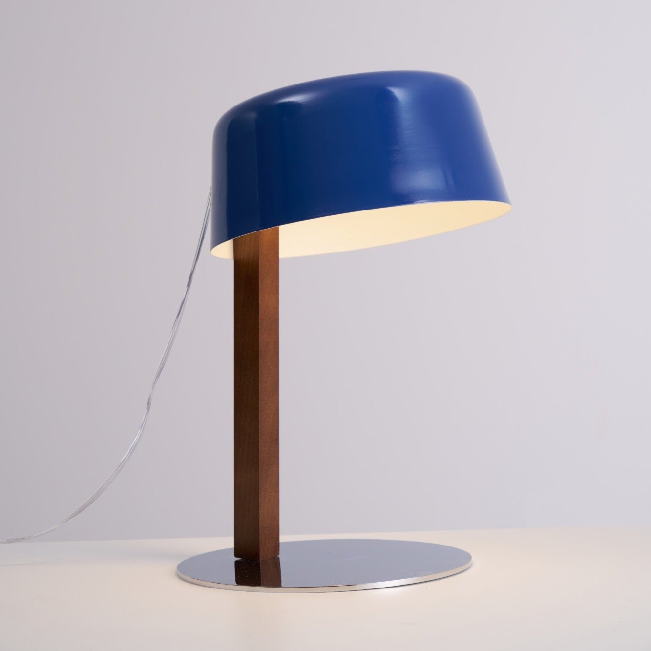 Dario Tilted Table Lamp - Blowlighting