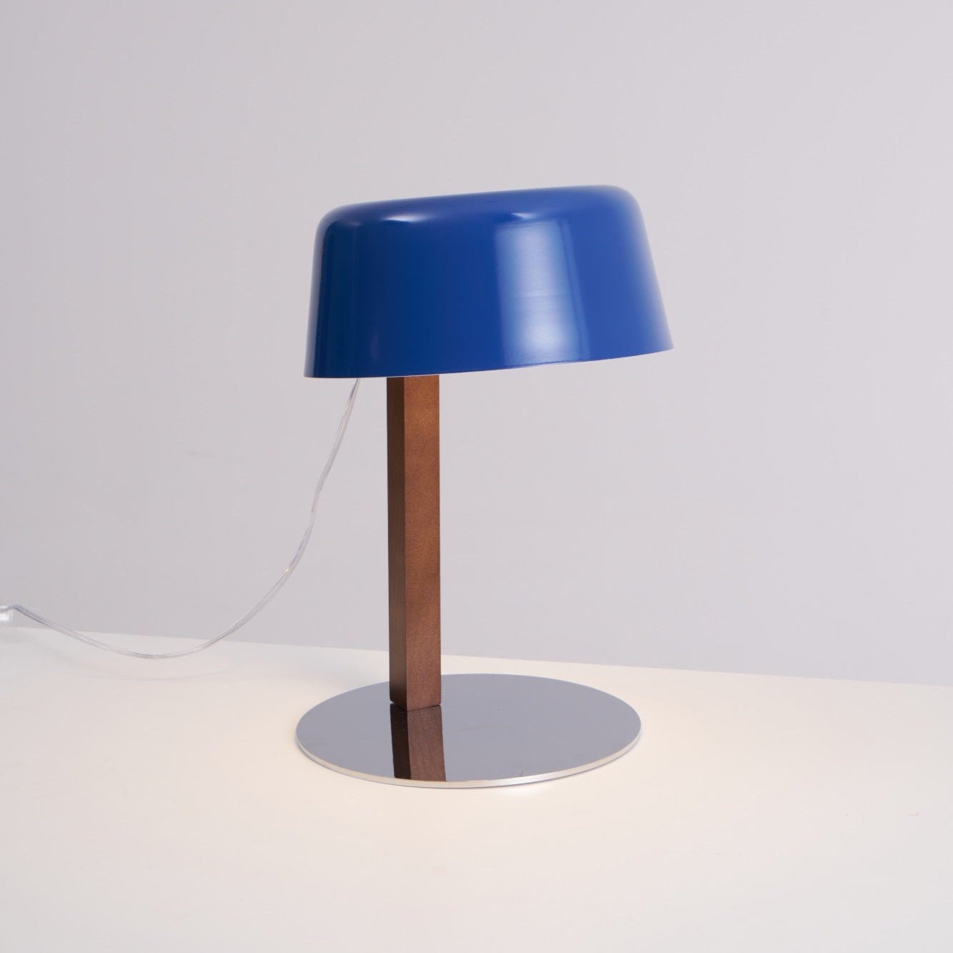 Dario Tilted Table Lamp - Blowlighting