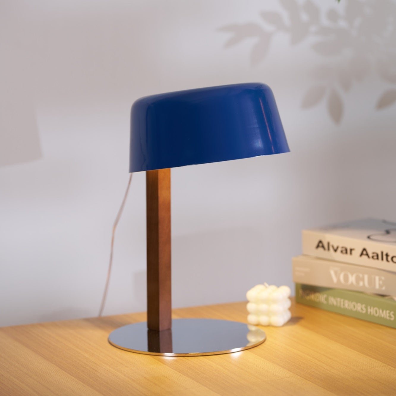 Dario Tilted Table Lamp - Blowlighting
