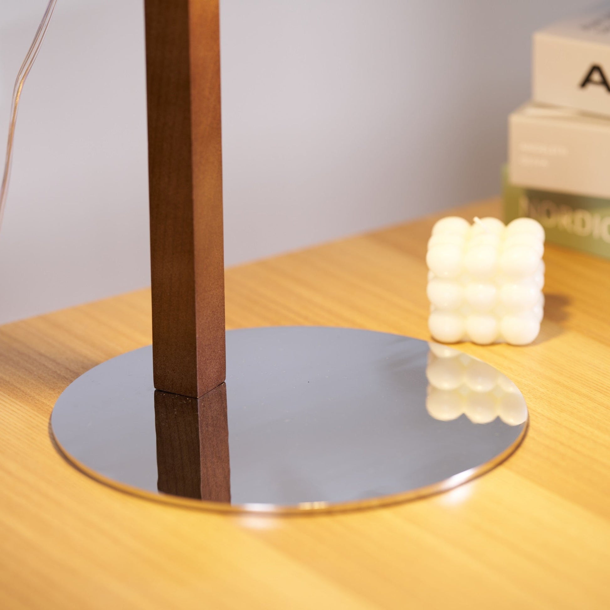 Dario Tilted Table Lamp - Blowlighting